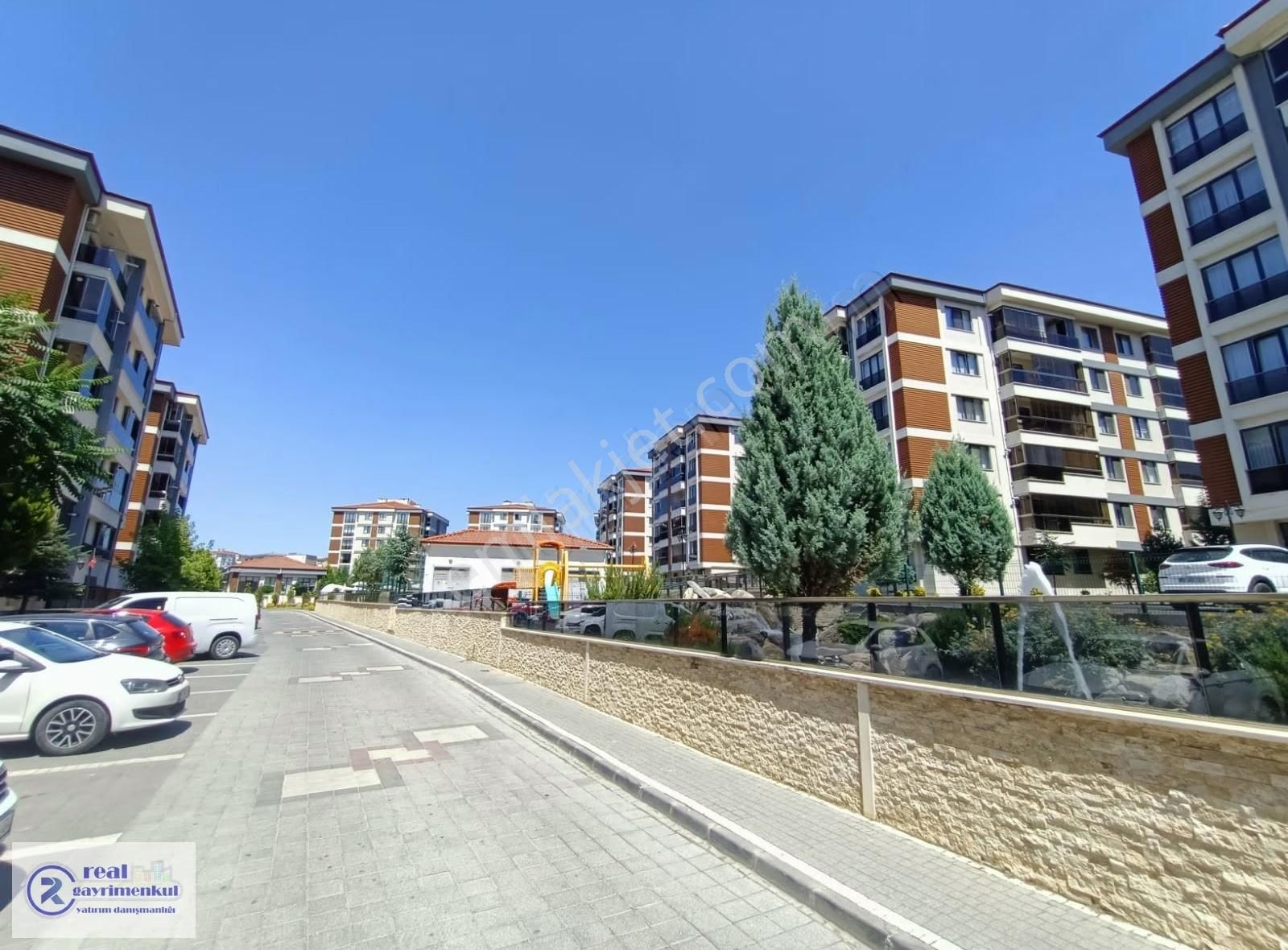 Kervancı Parkorman Sitesi 1.etap Eşyalı Kiralık 1+1 Lüks Daire - Görsel 18