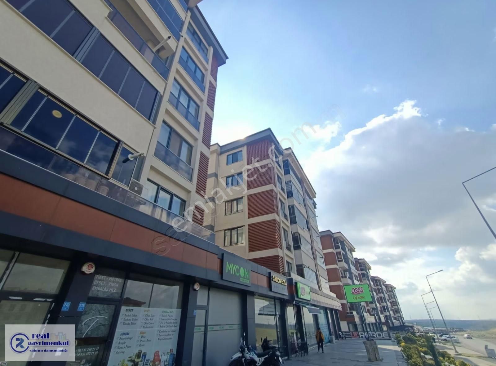 Kervancı Parkorman Sitesi 1.etap Eşyalı Kiralık 1+1 Lüks Daire - Görsel 24