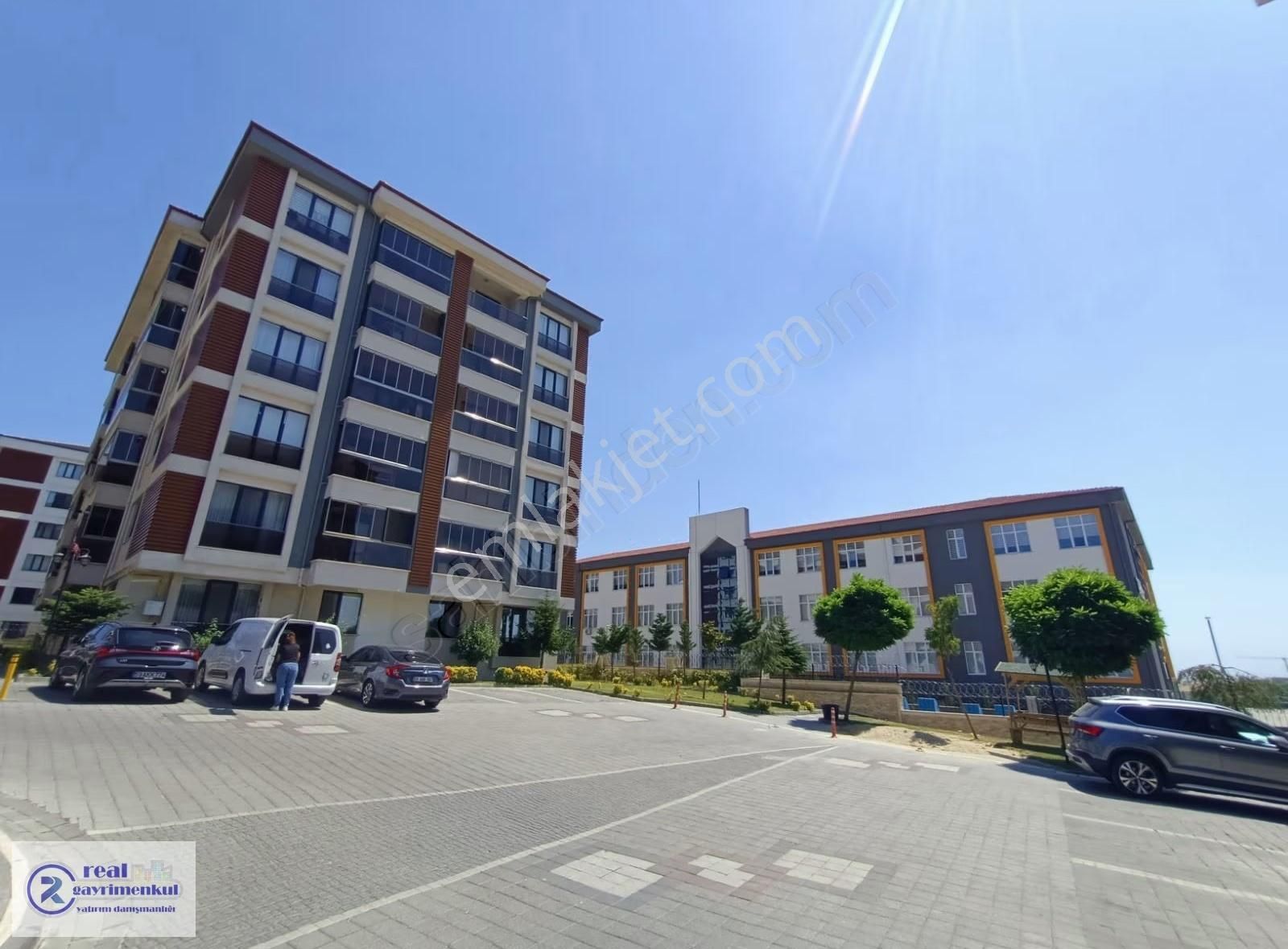 Kervancı Parkorman Sitesi 1.etap Eşyalı Kiralık 1+1 Lüks Daire - Görsel 27