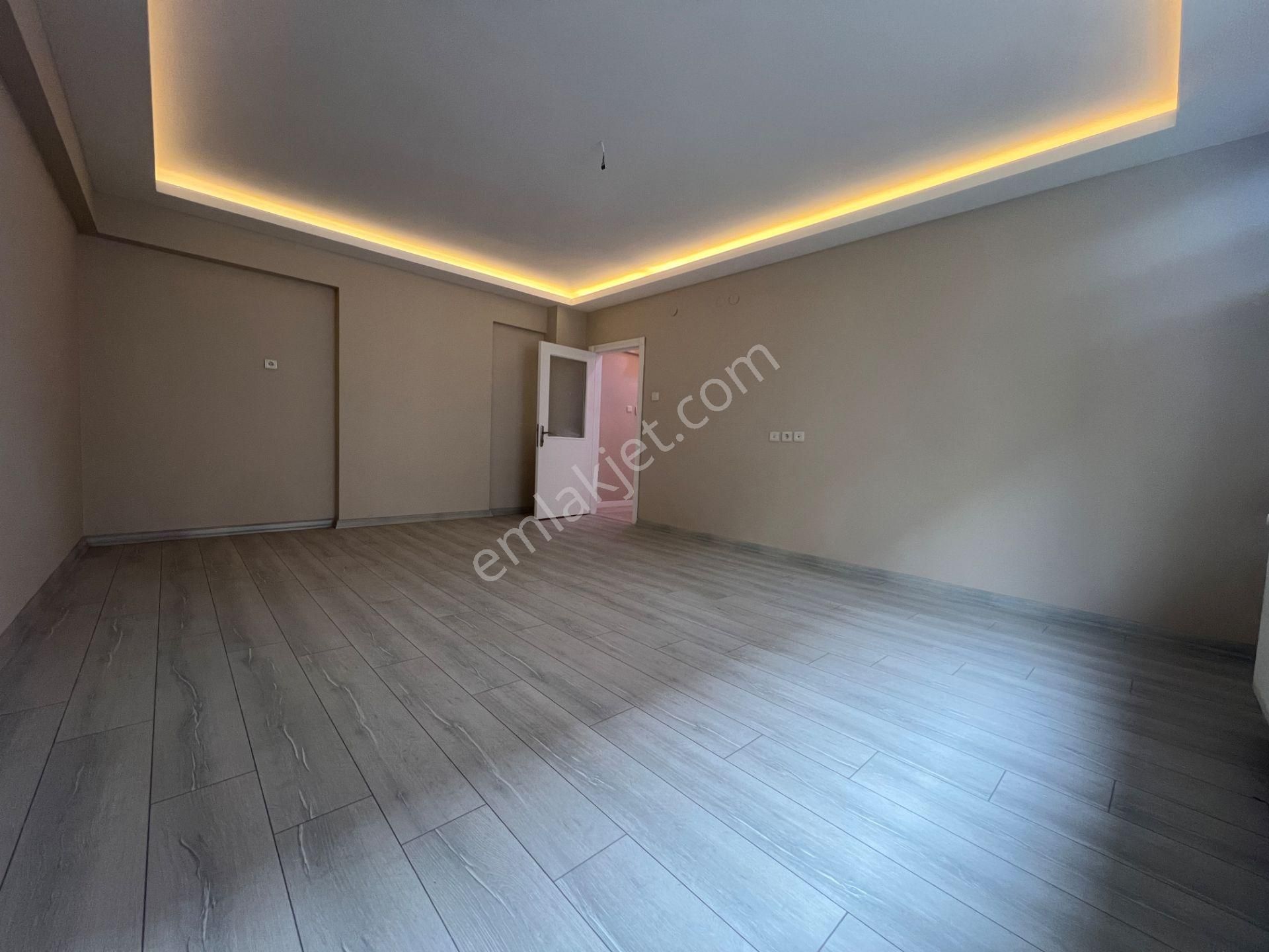 Etimesgut 30 Agustos Mah 2.arakat Salon Bagımsız Yapılı Daire - Görsel 11