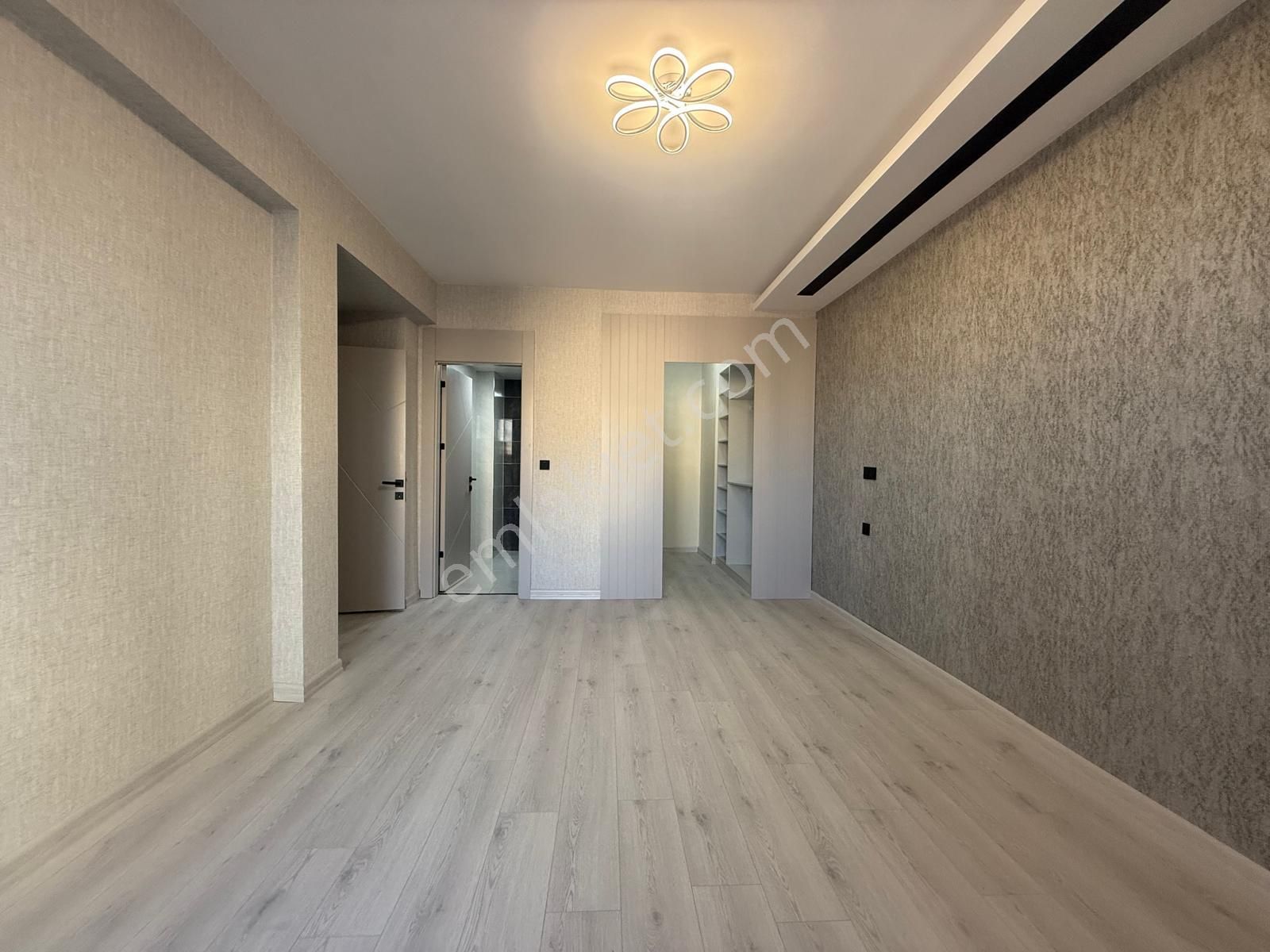 Nasip'ten Satılık Masrafsız Site İçerisinde Lüx 4+1 - Görsel 34