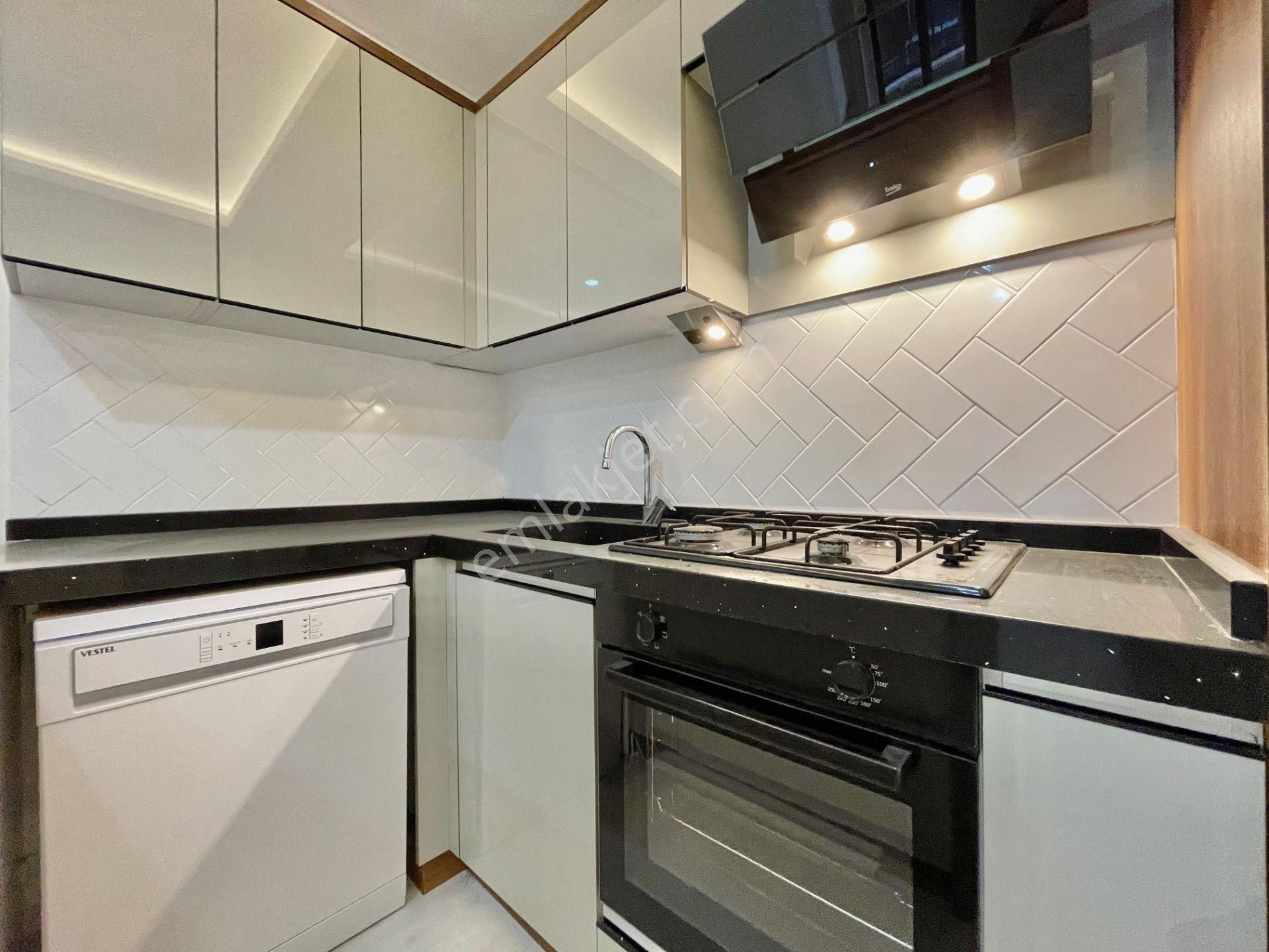 Berkay Demirel'den Altınkumda Denize 150 Mt Geniş Lüks 1+1 Daire - Görsel 18