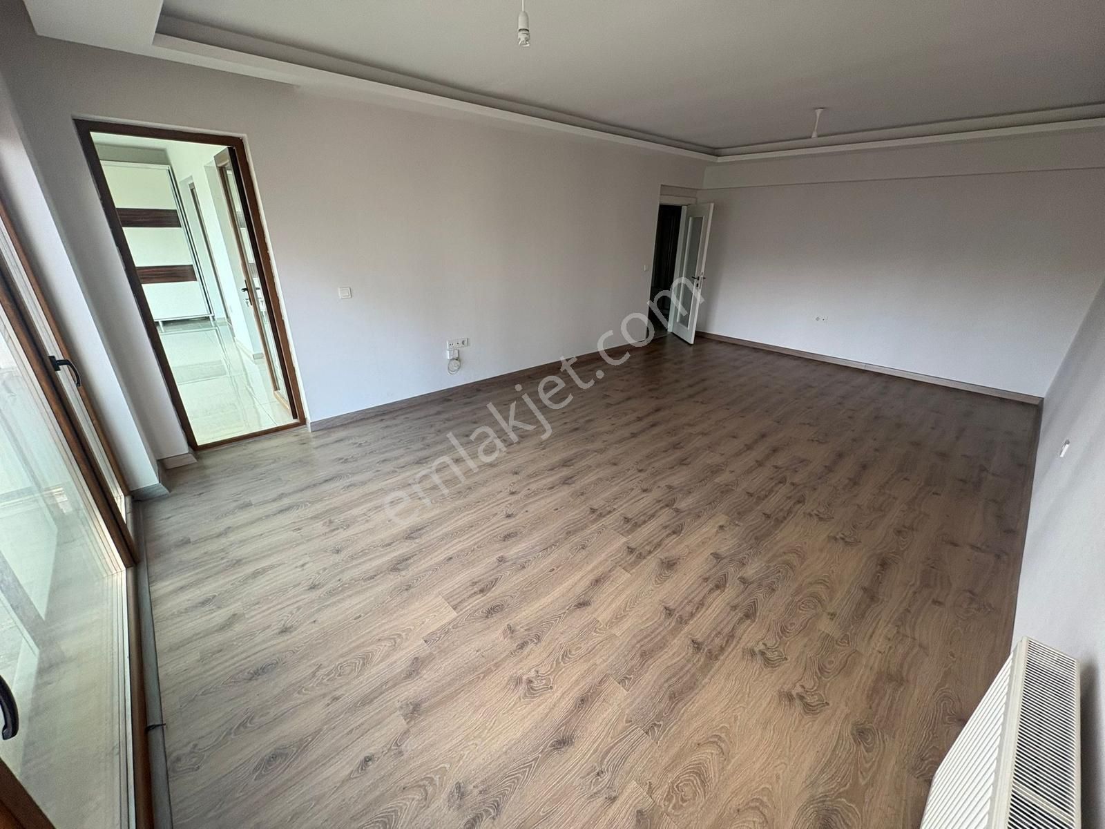 Törekent Mah'de 4+1 Site İçerisinde Full Yapılı Mükemmel Daire - Görsel 11