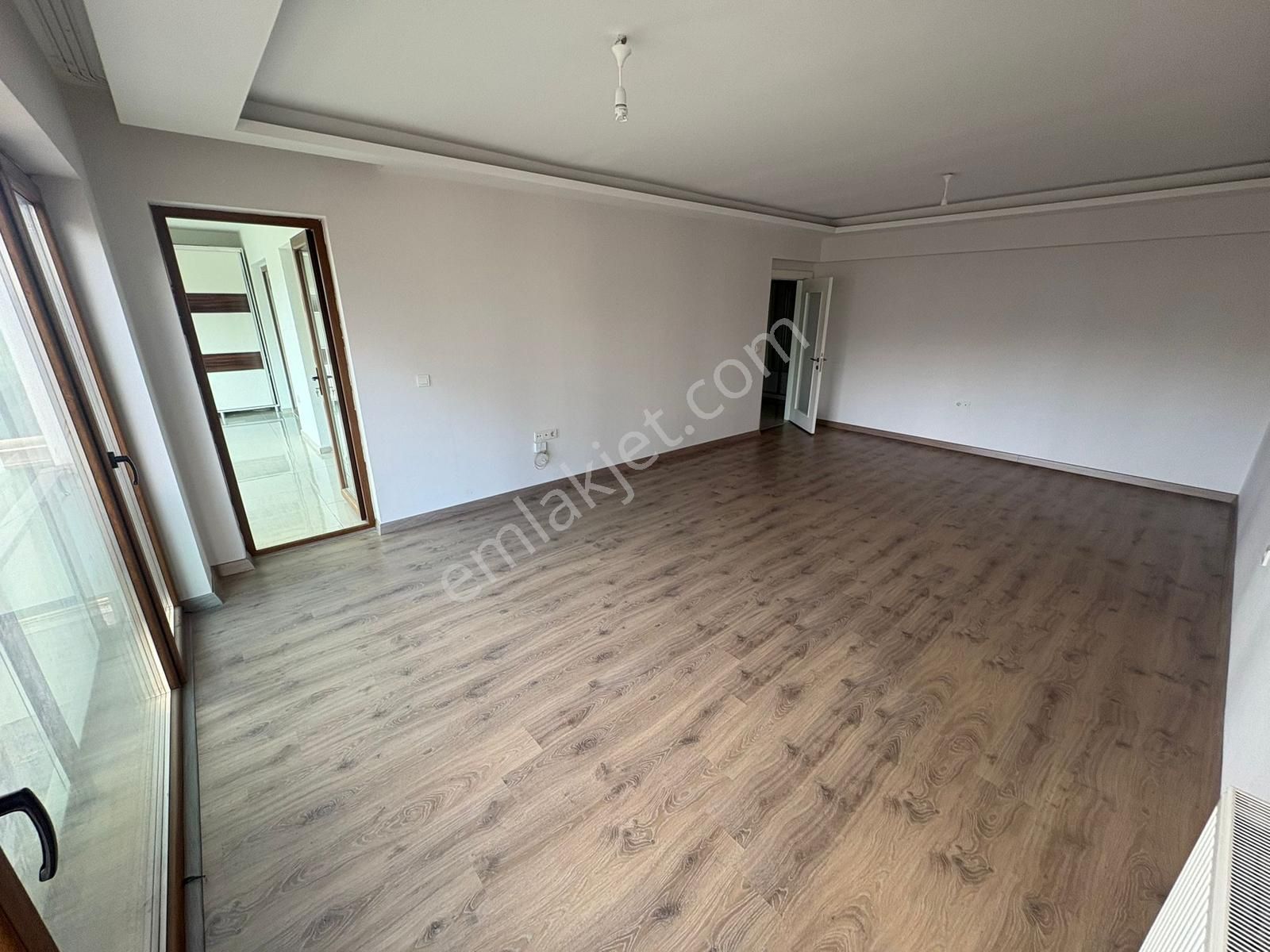 Törekent Mah'de 4+1 Site İçerisinde Full Yapılı Mükemmel Daire - Görsel 26