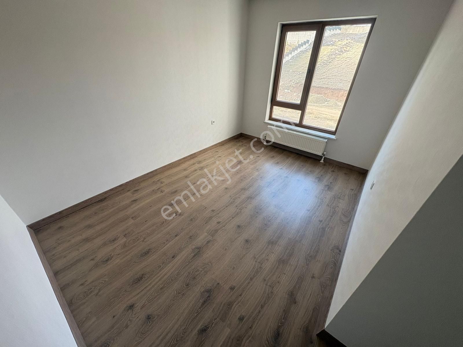 Törekent Mah'de 4+1 Site İçerisinde Full Yapılı Mükemmel Daire - Görsel 21