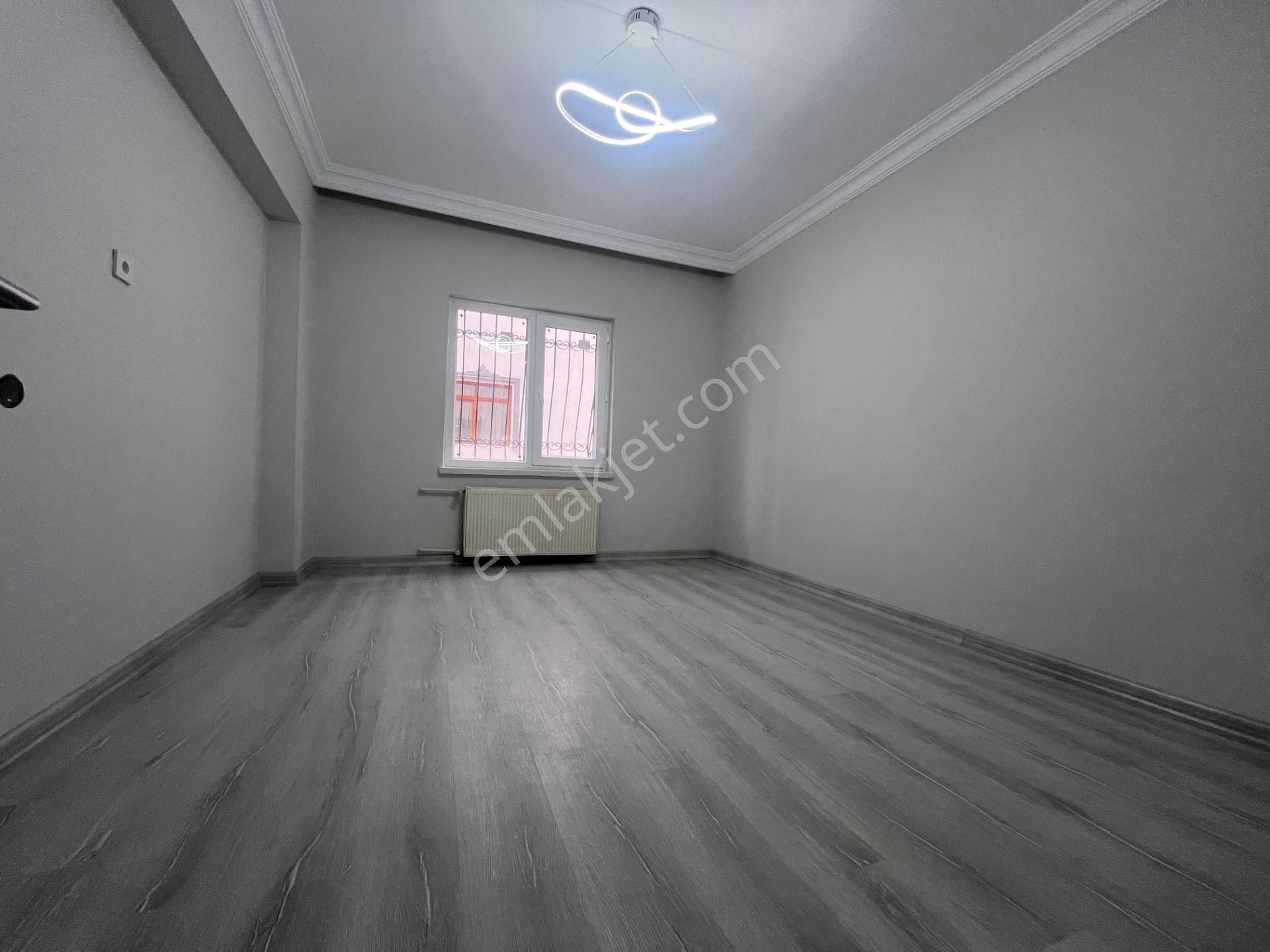 Etimesgut Piyade Mah 1.arakat Ön Cephe Salon Bagımsız Daire - Görsel 27