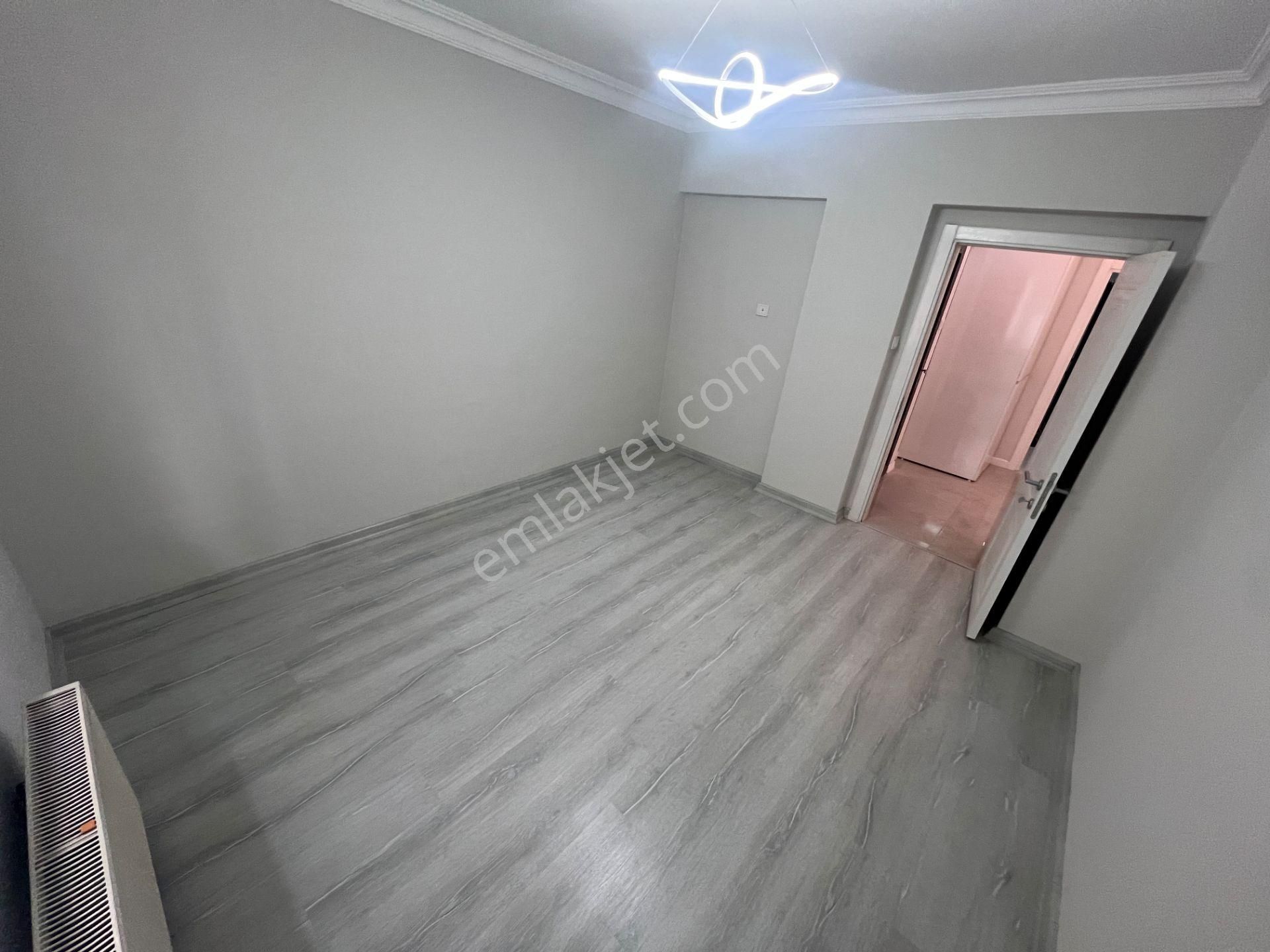 Etimesgut Piyade Mah 1.arakat Ön Cephe Salon Bagımsız Daire - Görsel 28