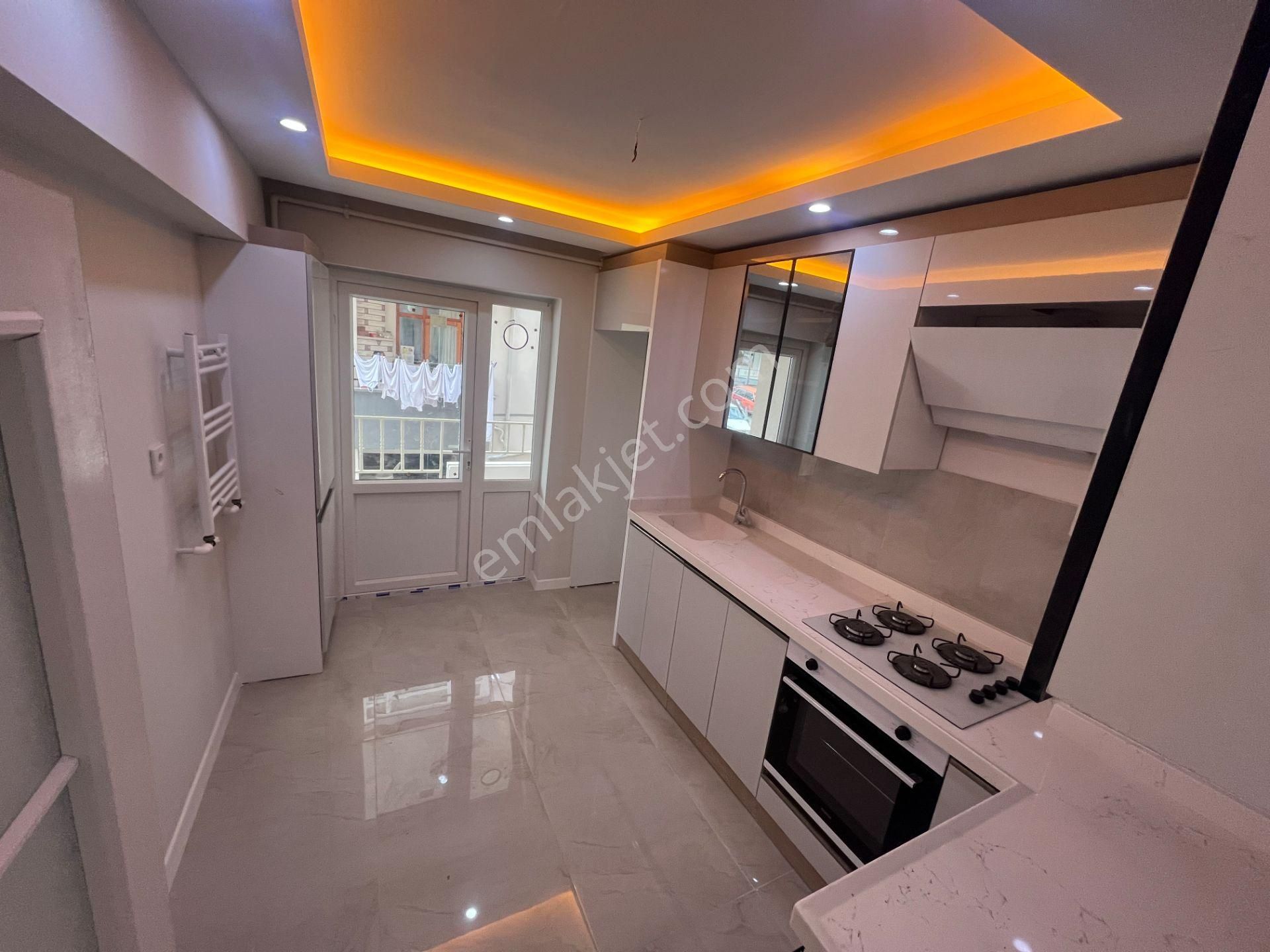 Etimesgut Piyade Mah 1.arakat Ön Cephe Salon Bagımsız Daire - Görsel 2