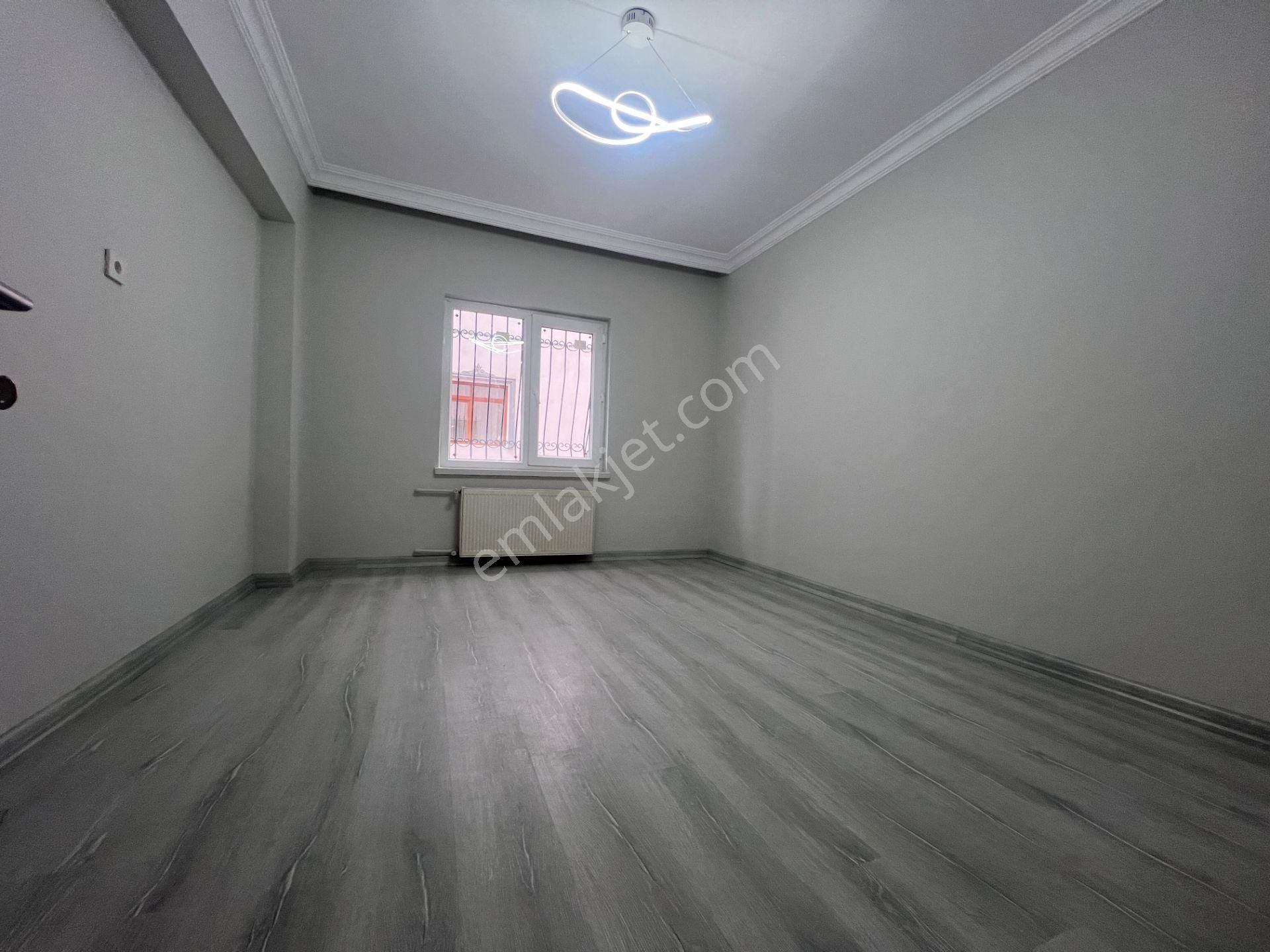 Etimesgut Piyade Mah 1.arakat Ön Cephe Salon Bagımsız Daire - Görsel 26