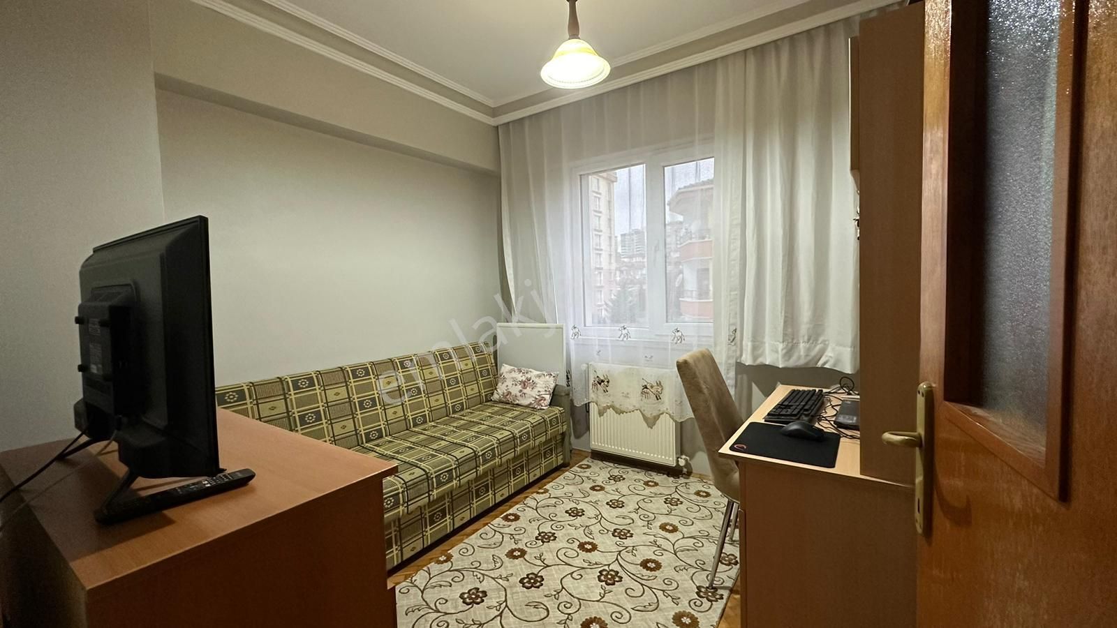 Kalecik Emlak'tan Merkez Mahallesin'de 3.kat 3+1 Klasik Daire - Görsel 6