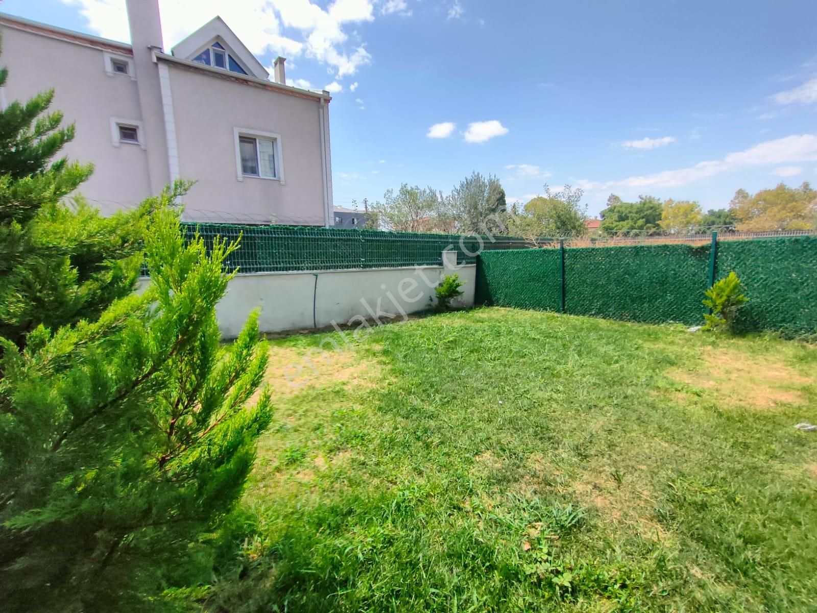 Yeniçiftlik Merkezde Sağlık Ocağının Dibinde Merkezi Konumlu Villa - Görsel 5