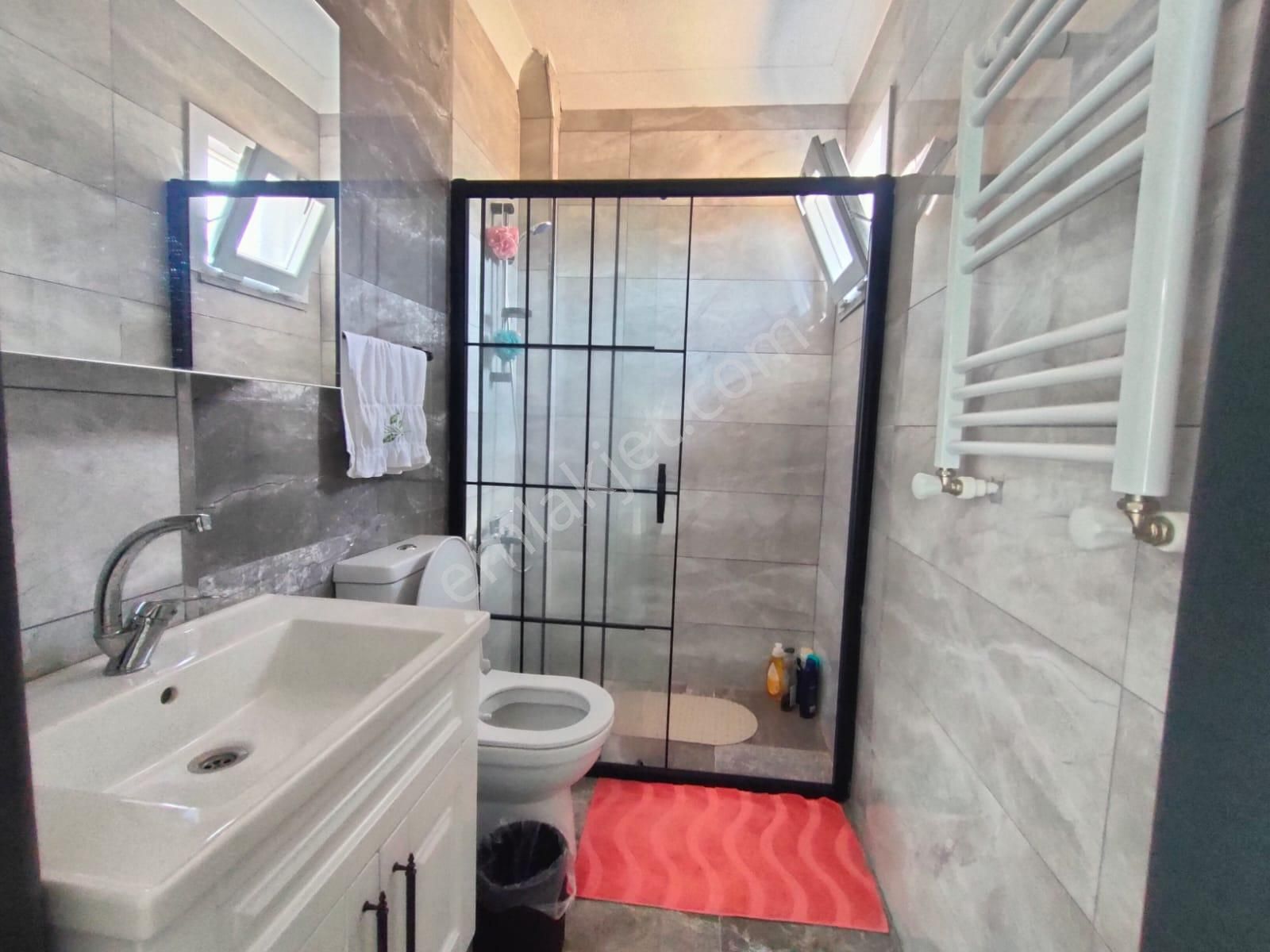 Yeniçiftlik Merkezde Sağlık Ocağının Dibinde Merkezi Konumlu Villa - Görsel 34