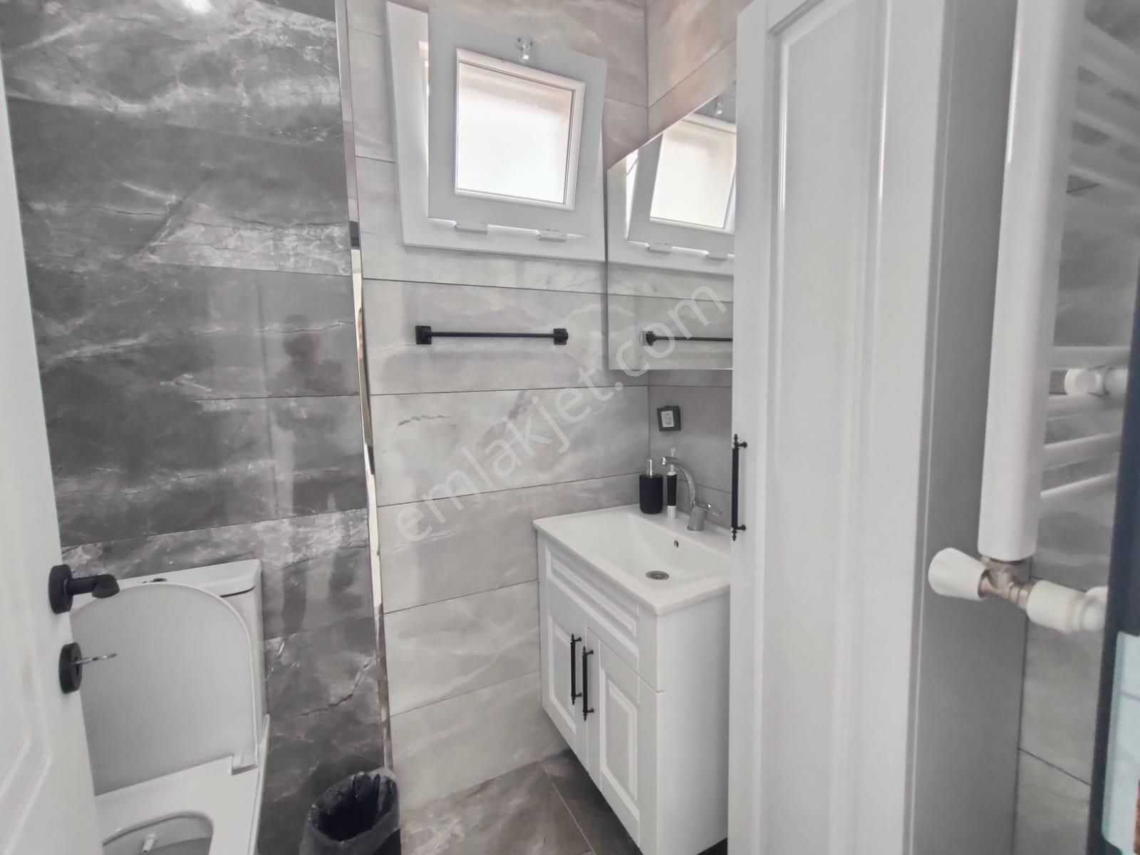 Yeniçiftlik Merkezde Sağlık Ocağının Dibinde Merkezi Konumlu Villa - Görsel 30