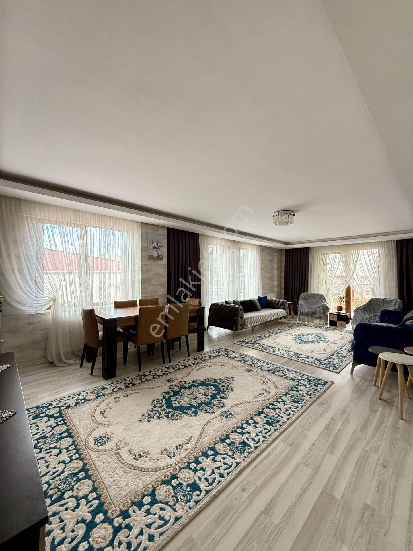 Geniş Ve Rahatına Düşkün Aileler İçin Büyük Lüx Dublex 5+1 - Görsel 2