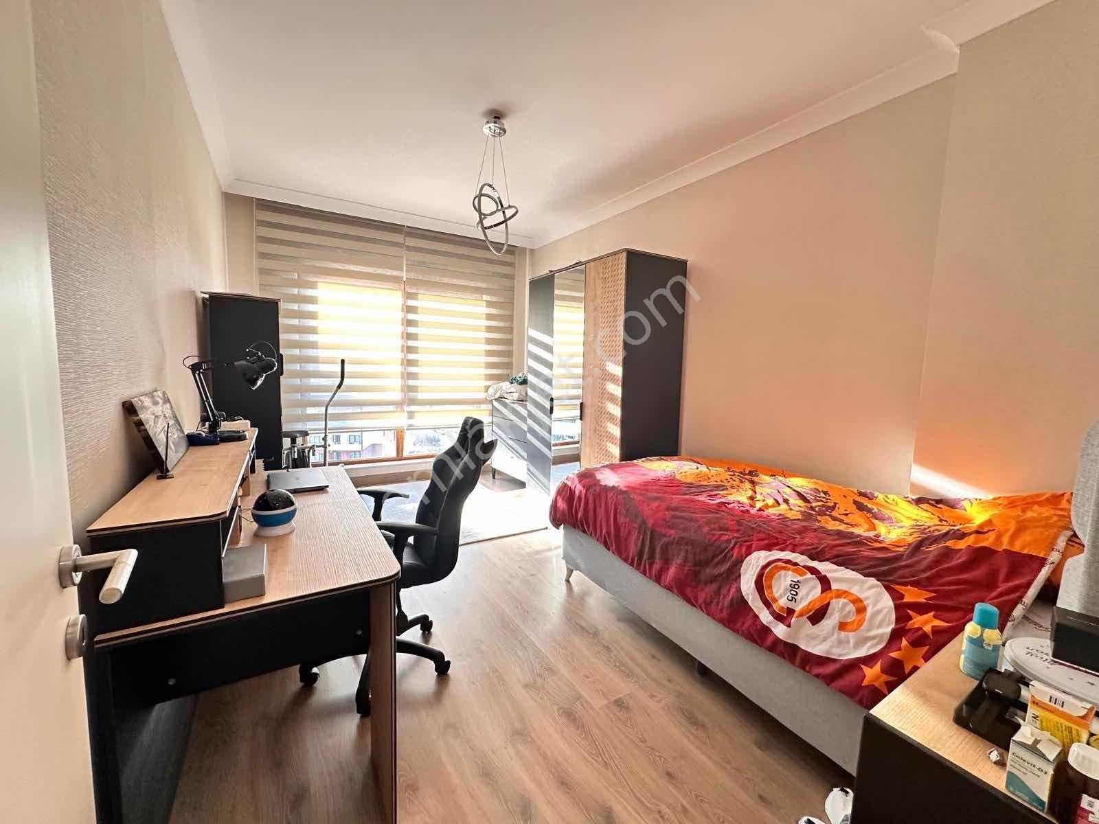 Sincan Saraycık Mahallesi Katta 4+1 Full Yapılı 180 M2'lik Daire - Görsel 18