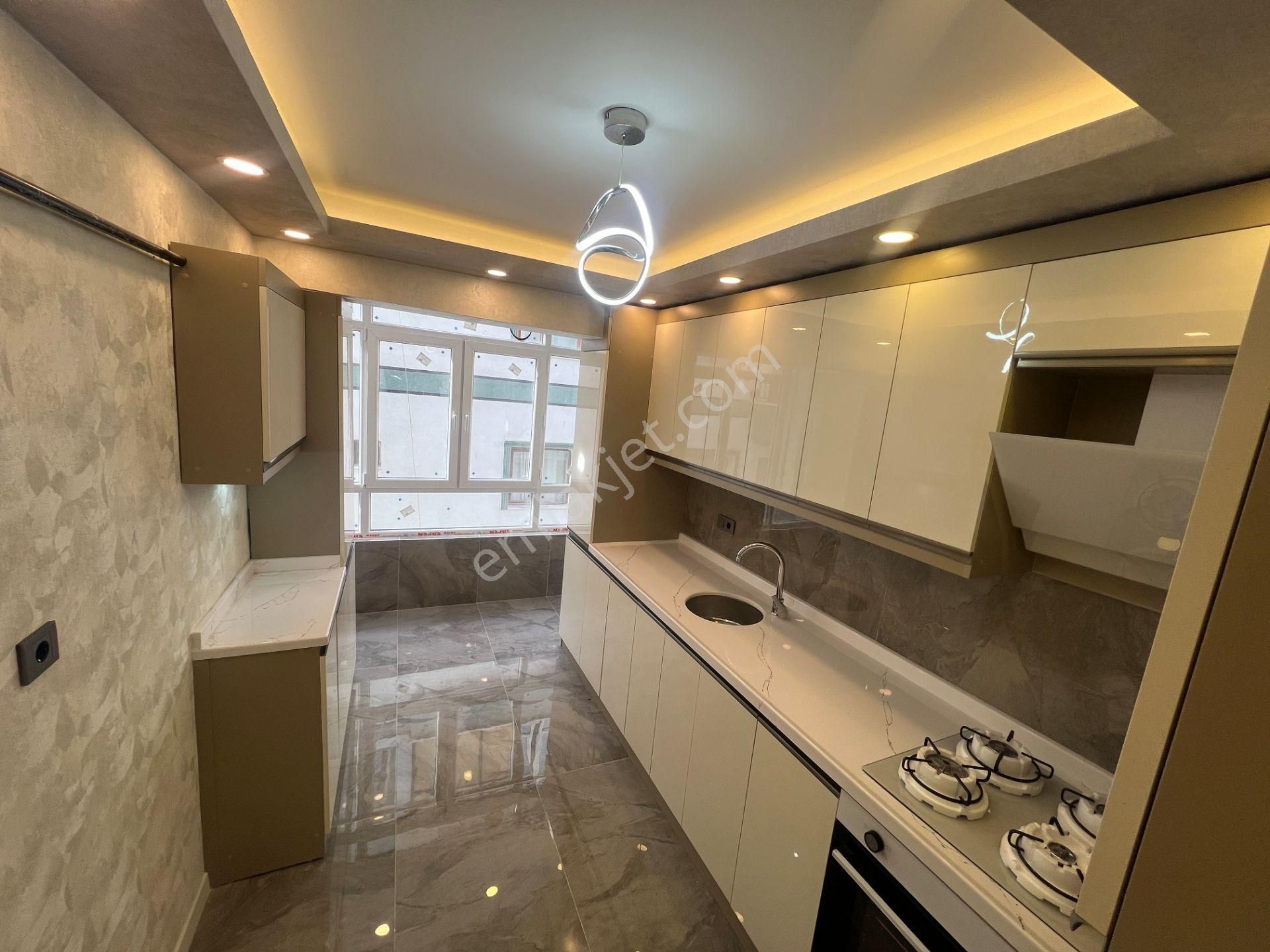 Etimesgut Süvari Mah 2.arakat 120m2 Genıs Salon Bagımsız Daire