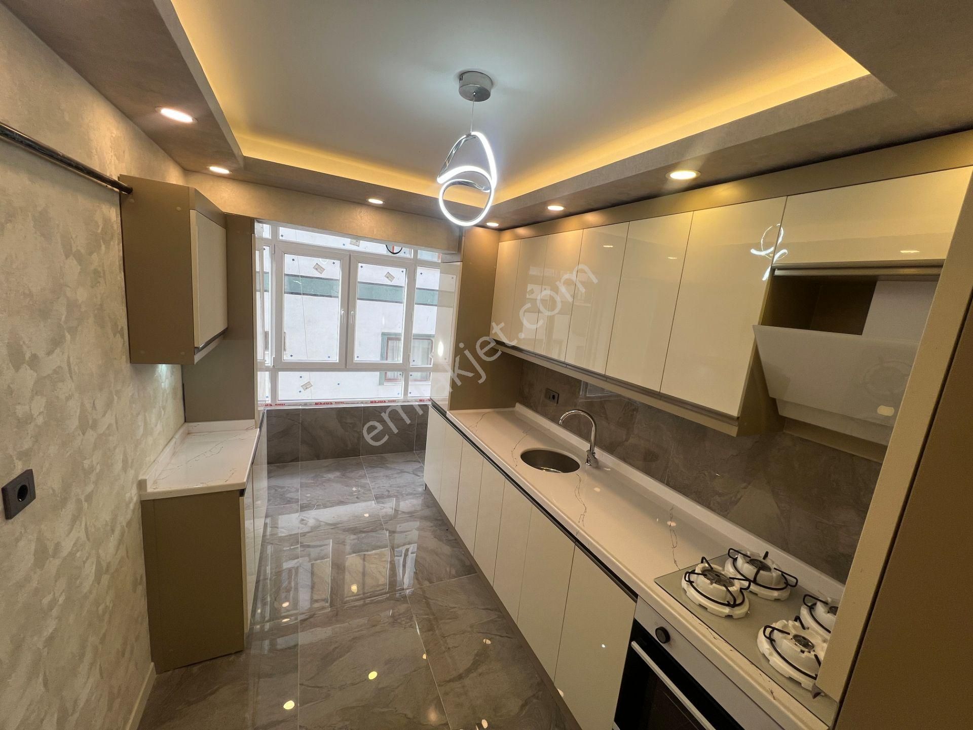 Etimesgut Süvari Mah 2.arakat 120m2 Genıs Salon Bagımsız Daire - Görsel 3