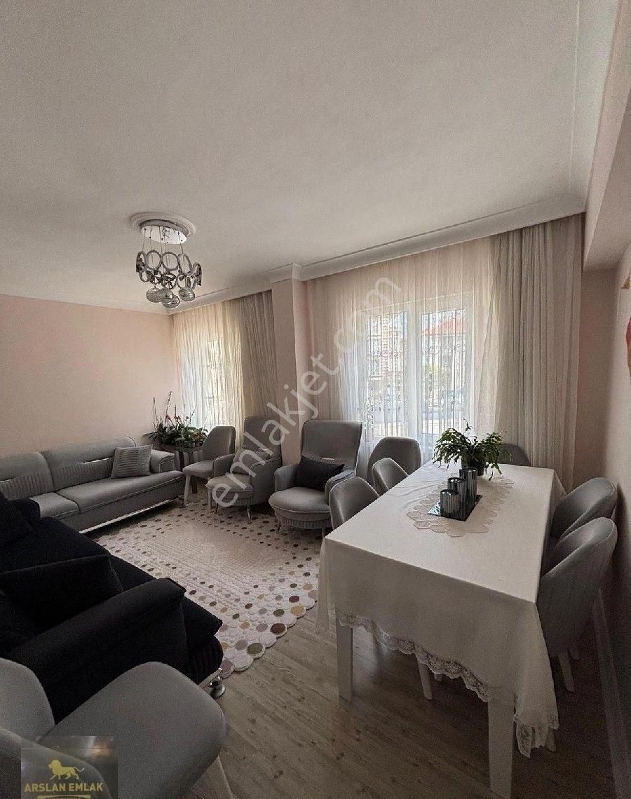 Beşikkaya Mah.kat .1 Asansörlü İskanlı 145m2 Bagımsız 4+1 Satılık Daire Kacmaz - Görsel 24