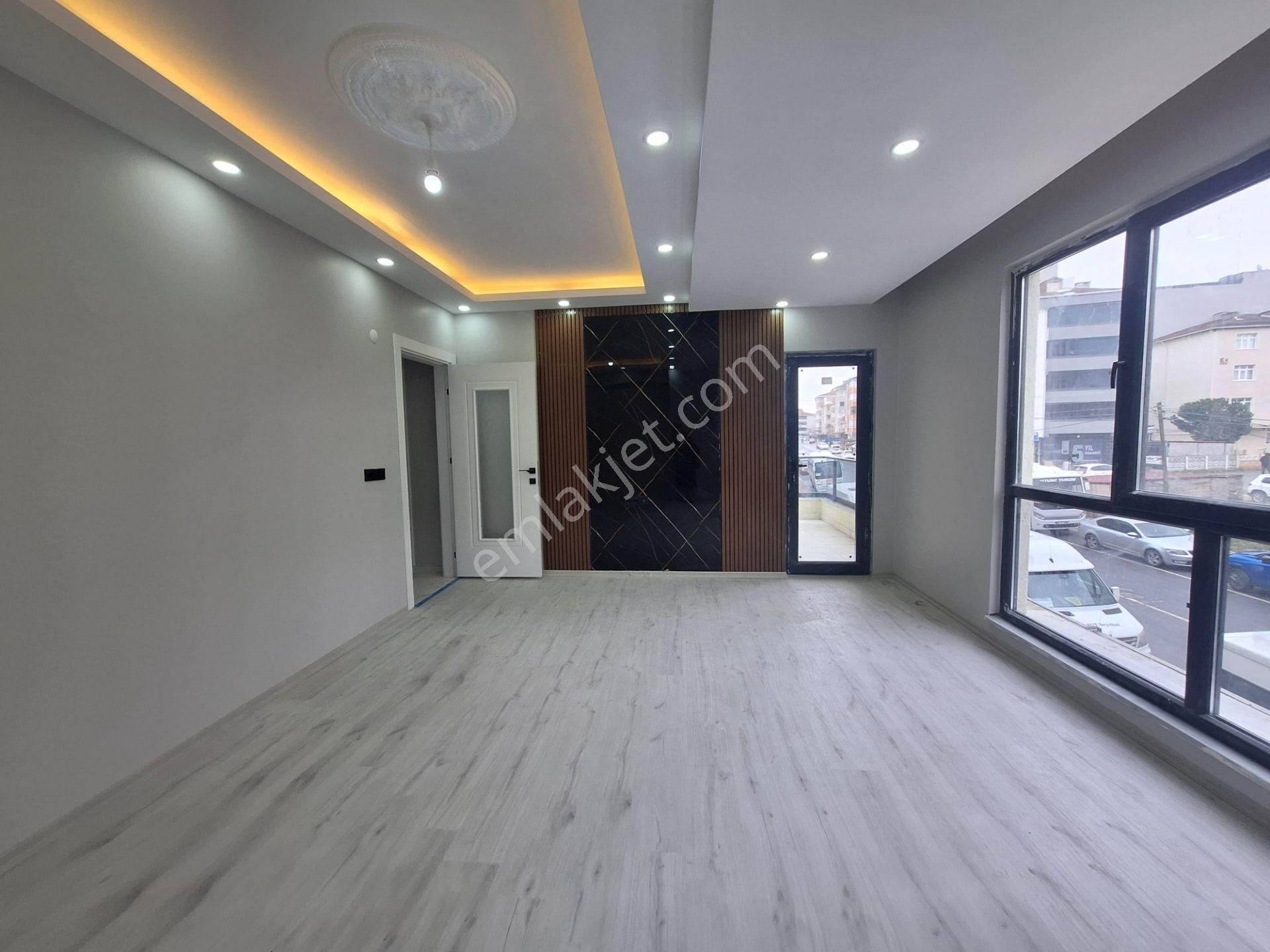 Güven'den Kapaklı'da K.otoparklı Çift Balkonlu Ön Cephe 2+1daire