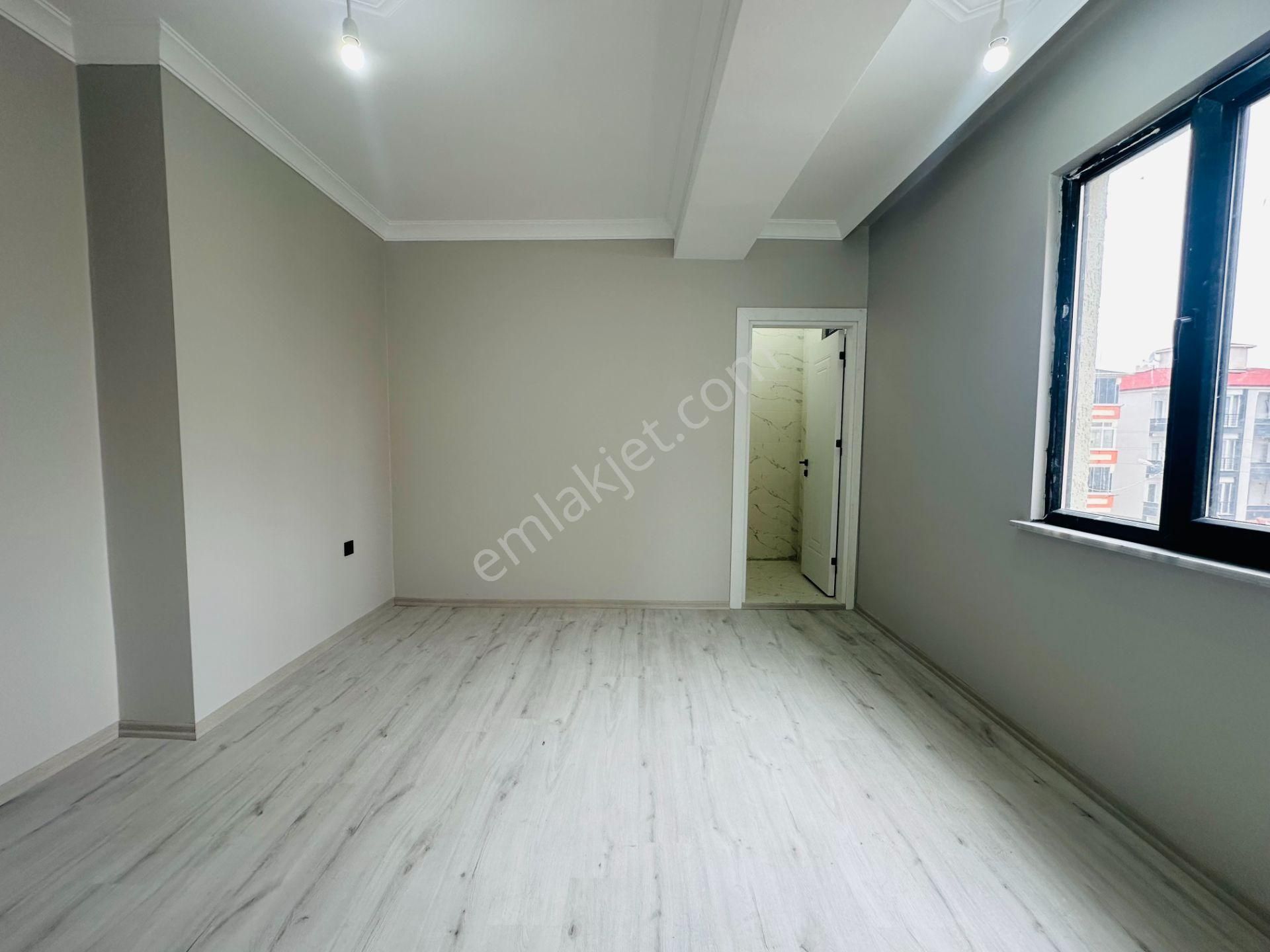 Güven'den Kapaklı'da K.otoparklı Çift Balkonlu Ön Cephe 2+1daire - Görsel 11