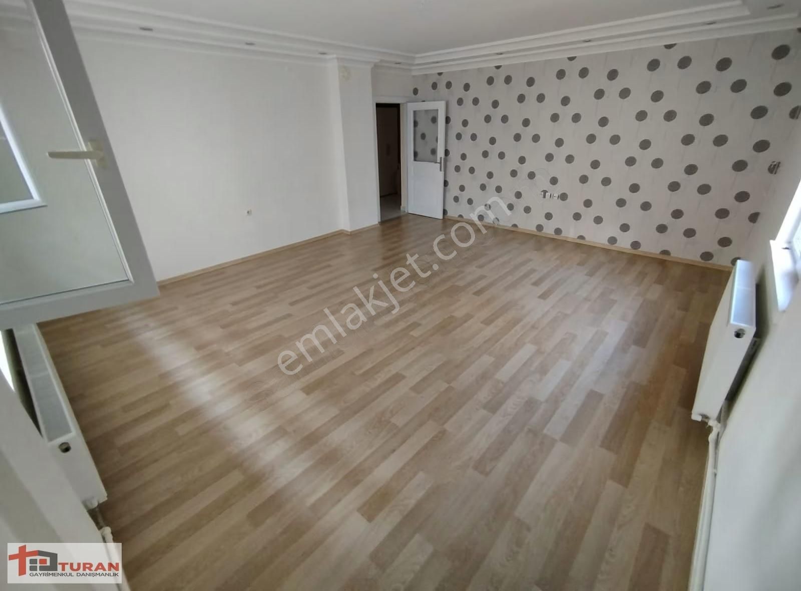 Turan'dan Karakeçili Cd. & Göbek Yakını 3+1 Arakat İskanlı Daire - Görsel 4