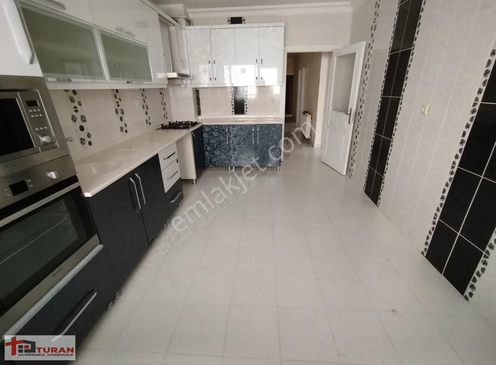 Turan'dan Karakeçili Cd. & Göbek Yakını 3+1 Arakat İskanlı Daire - Görsel 13