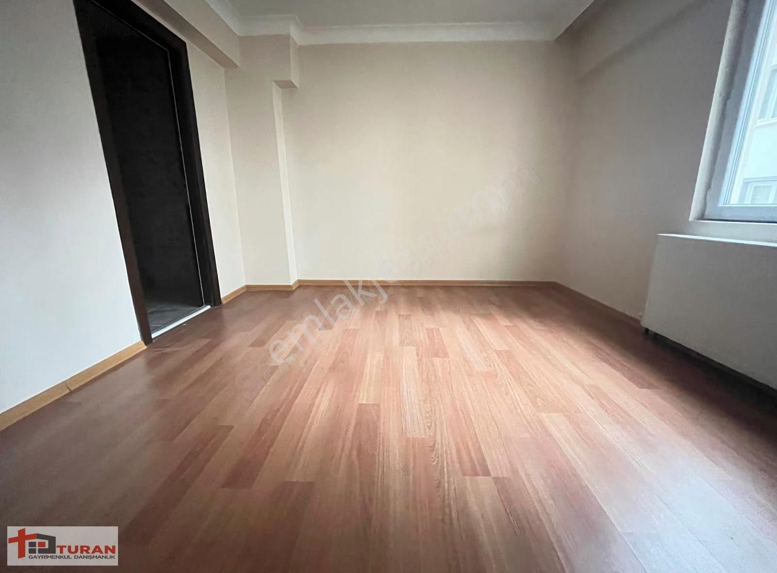 Şengülüm Market Yakını & Ara Katta Ebeveyn Banyolu Boş 4+1 Daire - Görsel 15