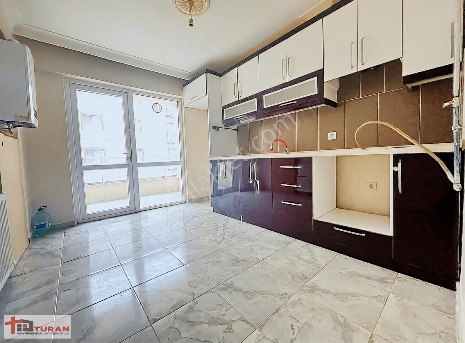 Şengülüm Market Yakını & Ara Katta Ebeveyn Banyolu Boş 4+1 Daire - Görsel 30