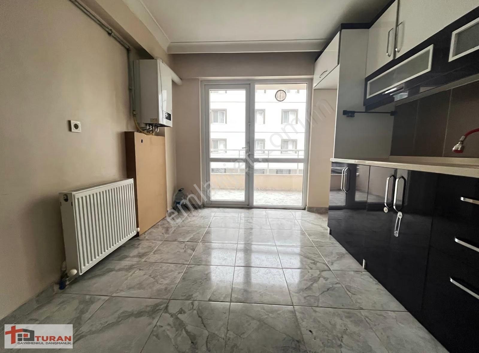 Şengülüm Market Yakını & Ara Katta Ebeveyn Banyolu Boş 4+1 Daire - Görsel 17