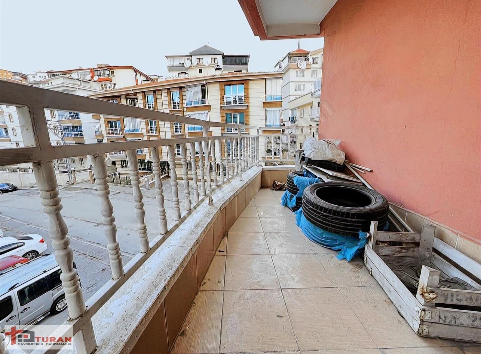 Özlem Caddesi Paraleli 3+1 Kiralık Daire** - Görsel 2