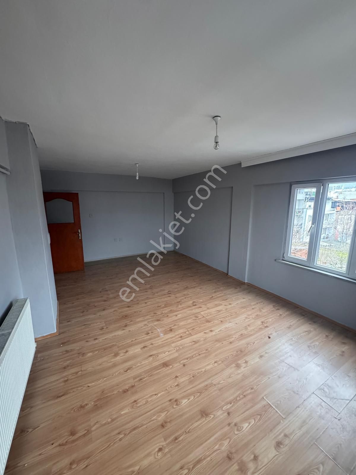 Hacıvatta Anacaddeye Yakın 3+1 Geniş Kiralık Daire - Görsel 8