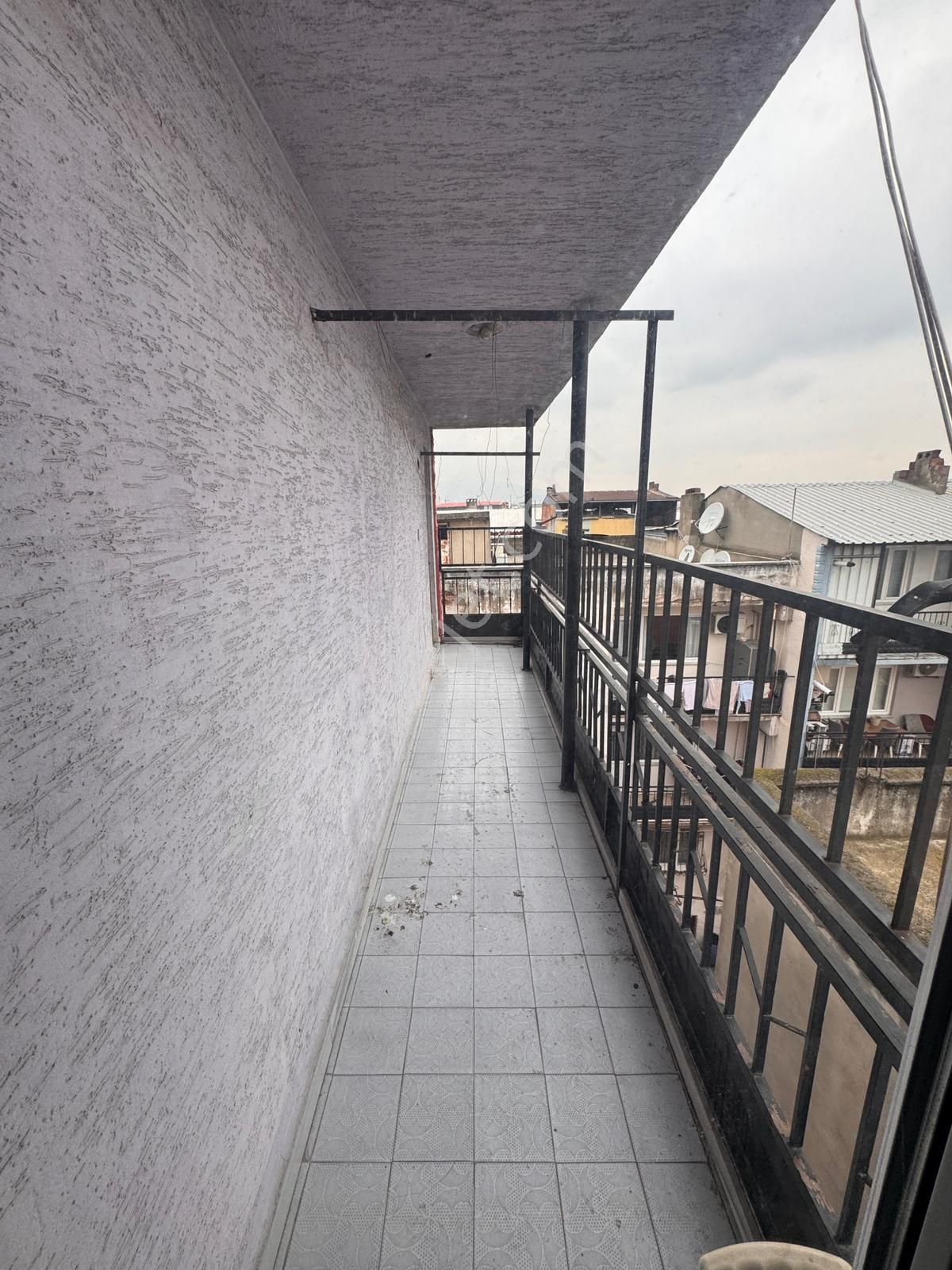 Hacıvatta Anacaddeye Yakın 3+1 Geniş Kiralık Daire - Görsel 16