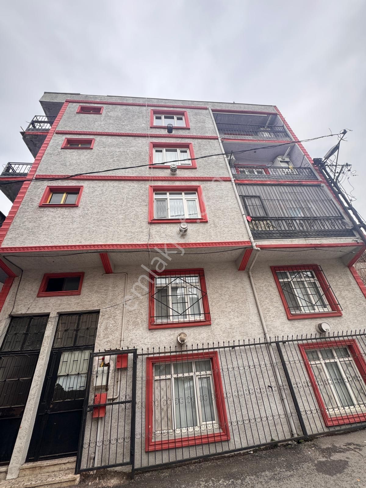 Hacıvatta Anacaddeye Yakın 3+1 Geniş Kiralık Daire - Görsel 11