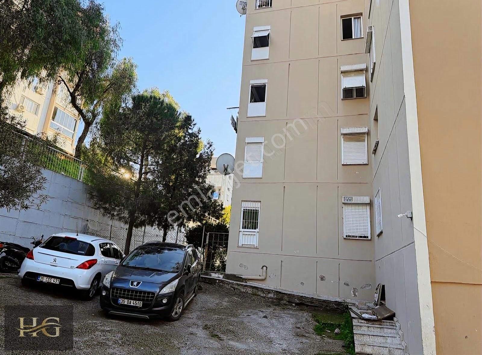 Çiğli Evka-5'de Ara Kat, Doğalgazlı 2+1 Satılık Daire - Görsel 6