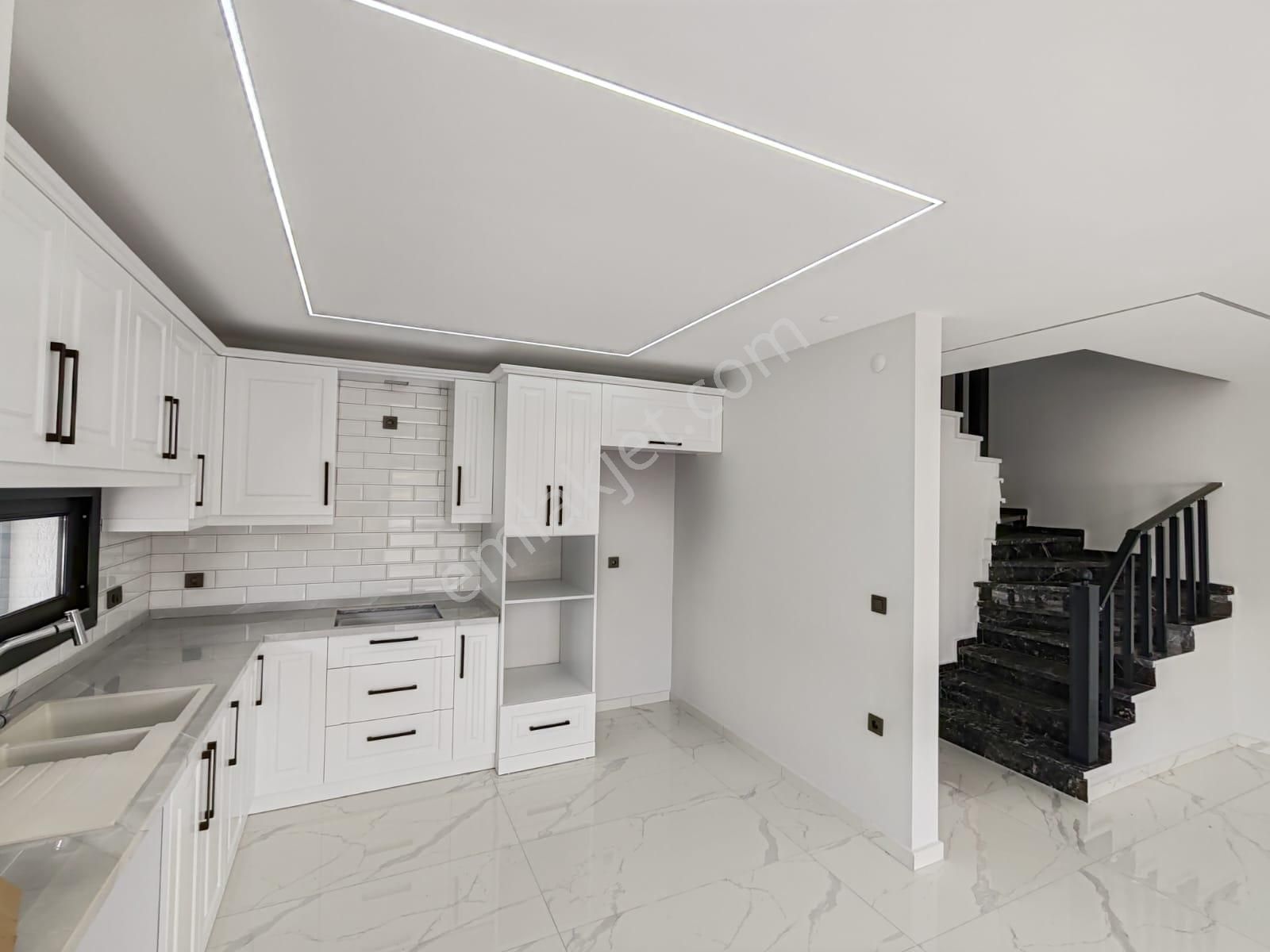 Didim'de Denize Yürüme Mesafesinde Villa | Teraslı 3+1 (site + Havuz) - Görsel 8