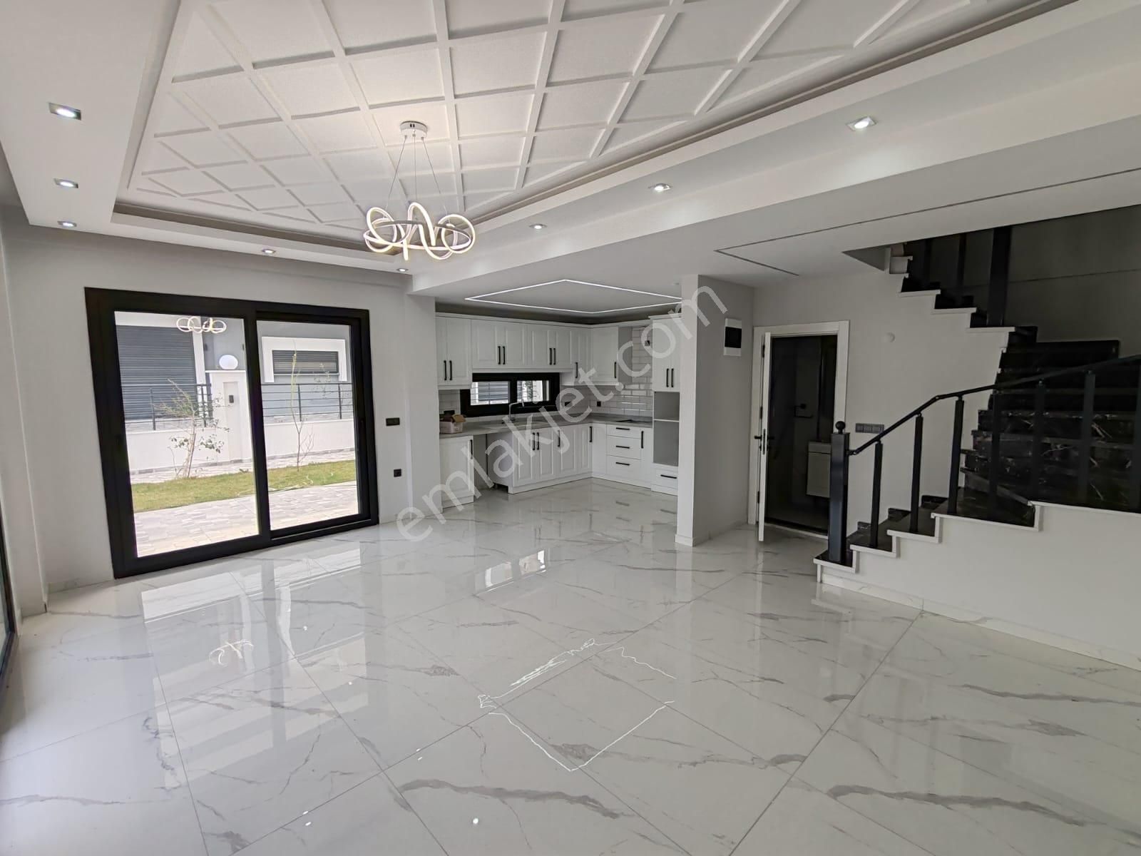 Didim'de Denize Yürüme Mesafesinde Villa | Teraslı 3+1 (site + Havuz) - Görsel 4