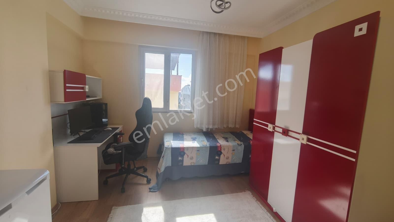 Cumhuriyet Mahallesinde 2+1 Ayrı Mutfak Dublex - Görsel 23