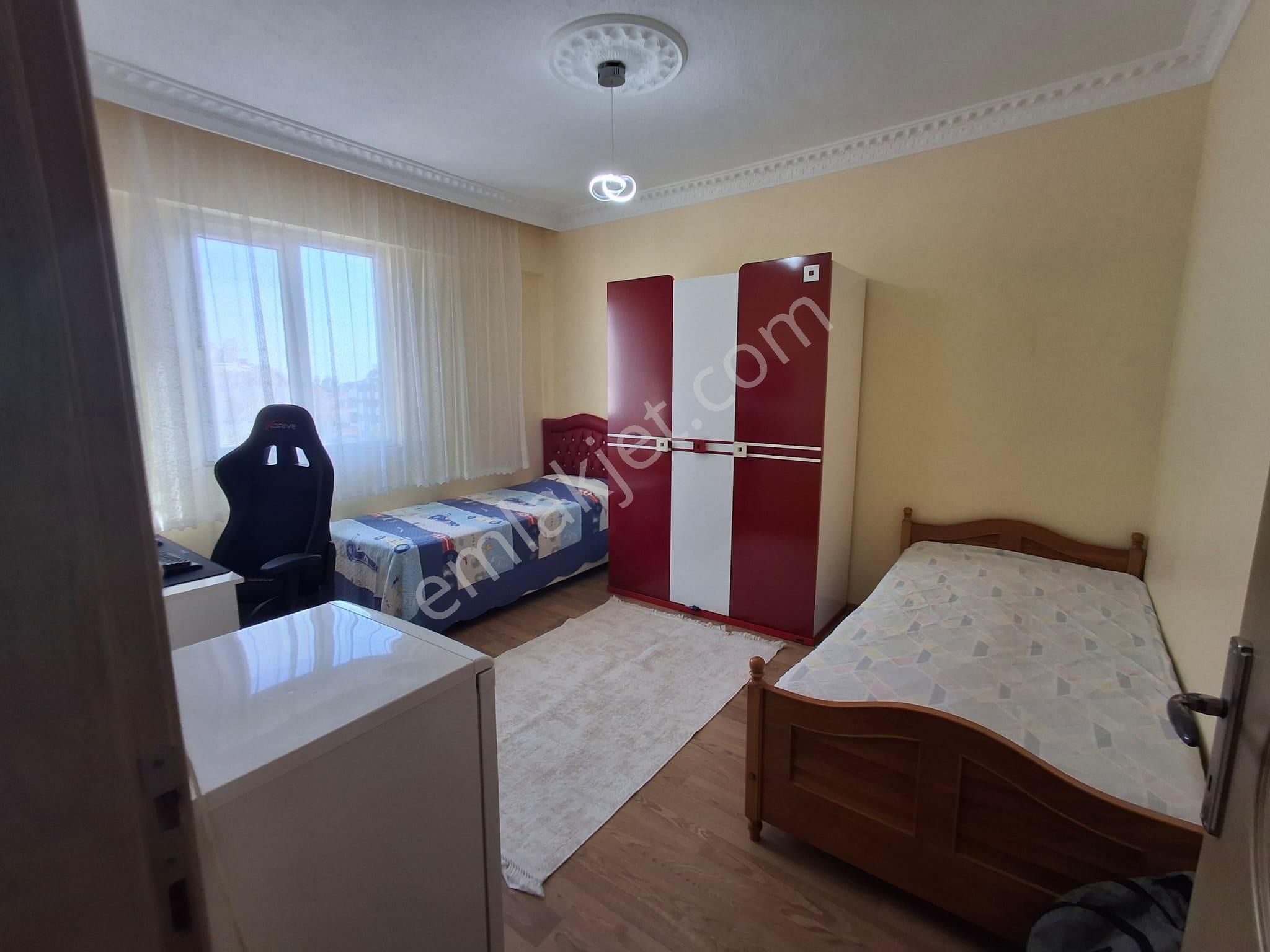 Cumhuriyet Mahallesinde 2+1 Ayrı Mutfak Dublex - Görsel 21