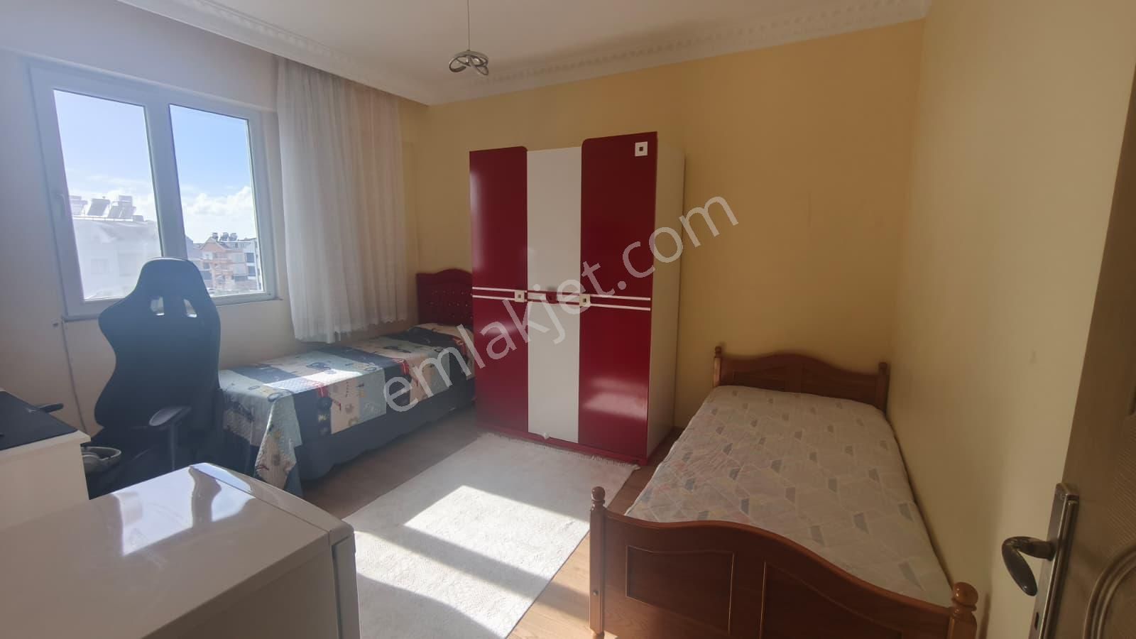 Cumhuriyet Mahallesinde 2+1 Ayrı Mutfak Dublex - Görsel 28