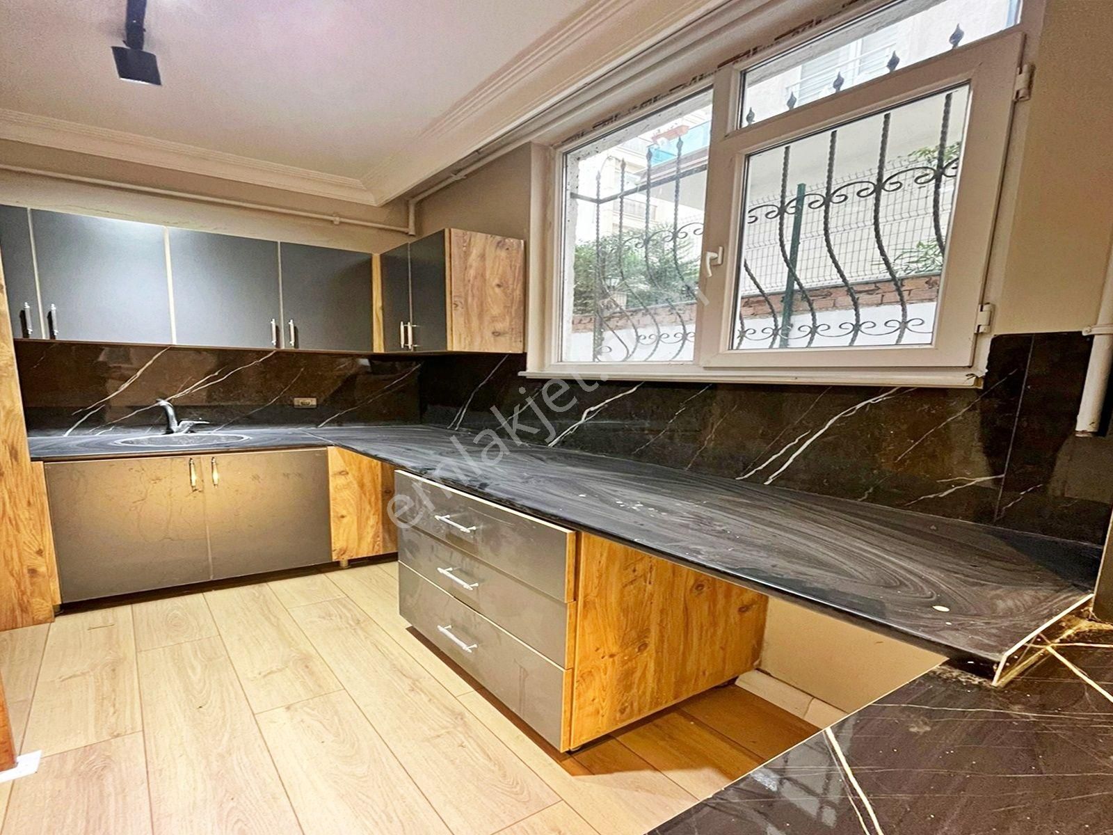 Nes Yapı'dan Metrobüse Yakın Dekorlu Yıl Sonu Fırsat Giriş Daire - Görsel 10