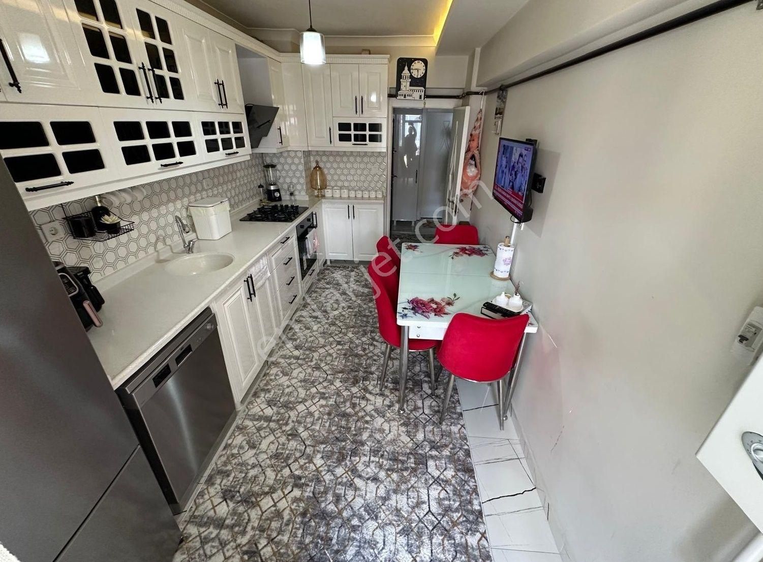 Koza Emlaktan Ahievran Mahalesinde Katta Lüxx Yapılı Ebevyn Banyolu Uygun Fiyatlı 3+1 Satılık Daire - Görsel 7