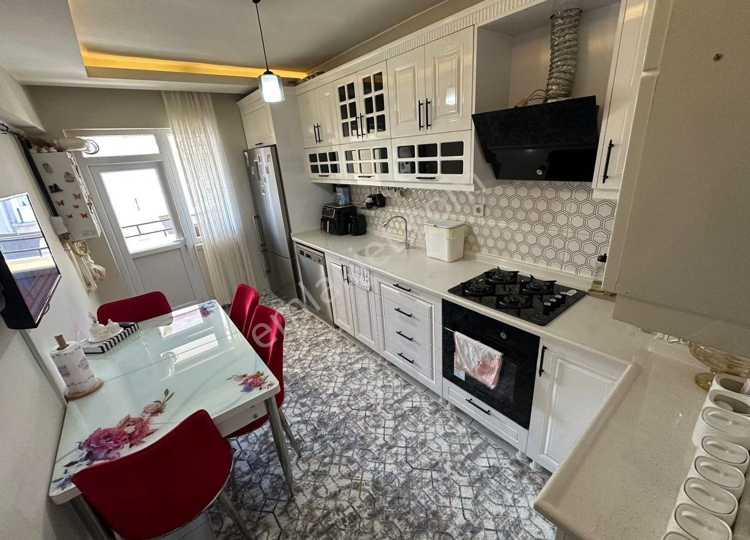 Koza Emlaktan Ahievran Mahalesinde Katta Lüxx Yapılı Ebevyn Banyolu Uygun Fiyatlı 3+1 Satılık Daire - Görsel 9