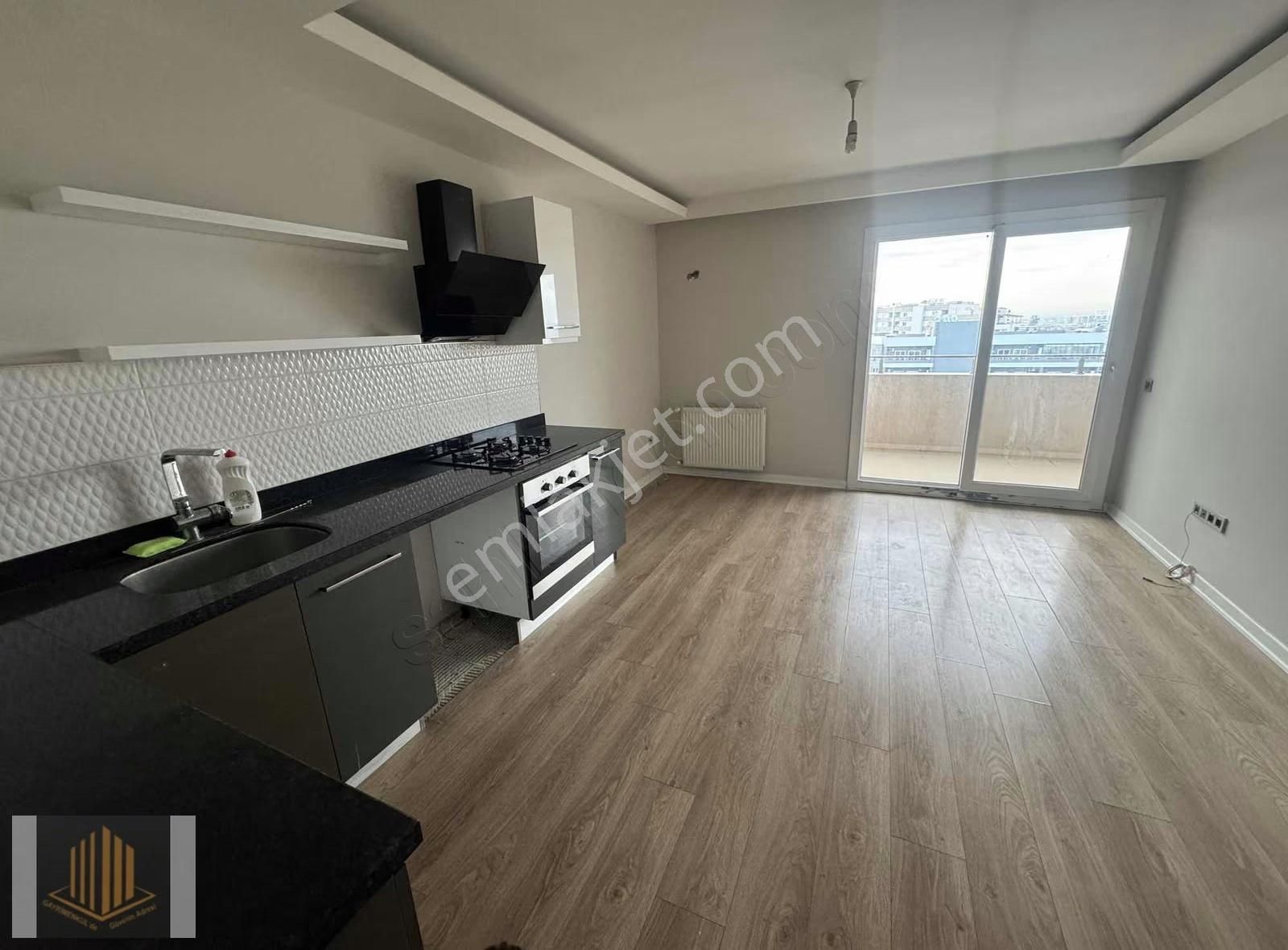 Sağlam'dan Gürselpaşa'da Lüx Site İçerisinde Güvenlikli Havuzlu