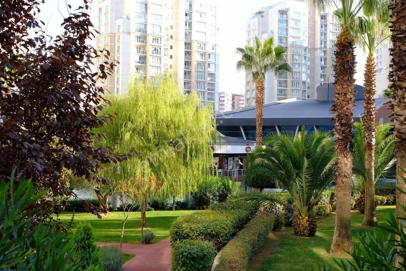 Avrupa 2 De Premium Eşyalı Yapılı 1+1