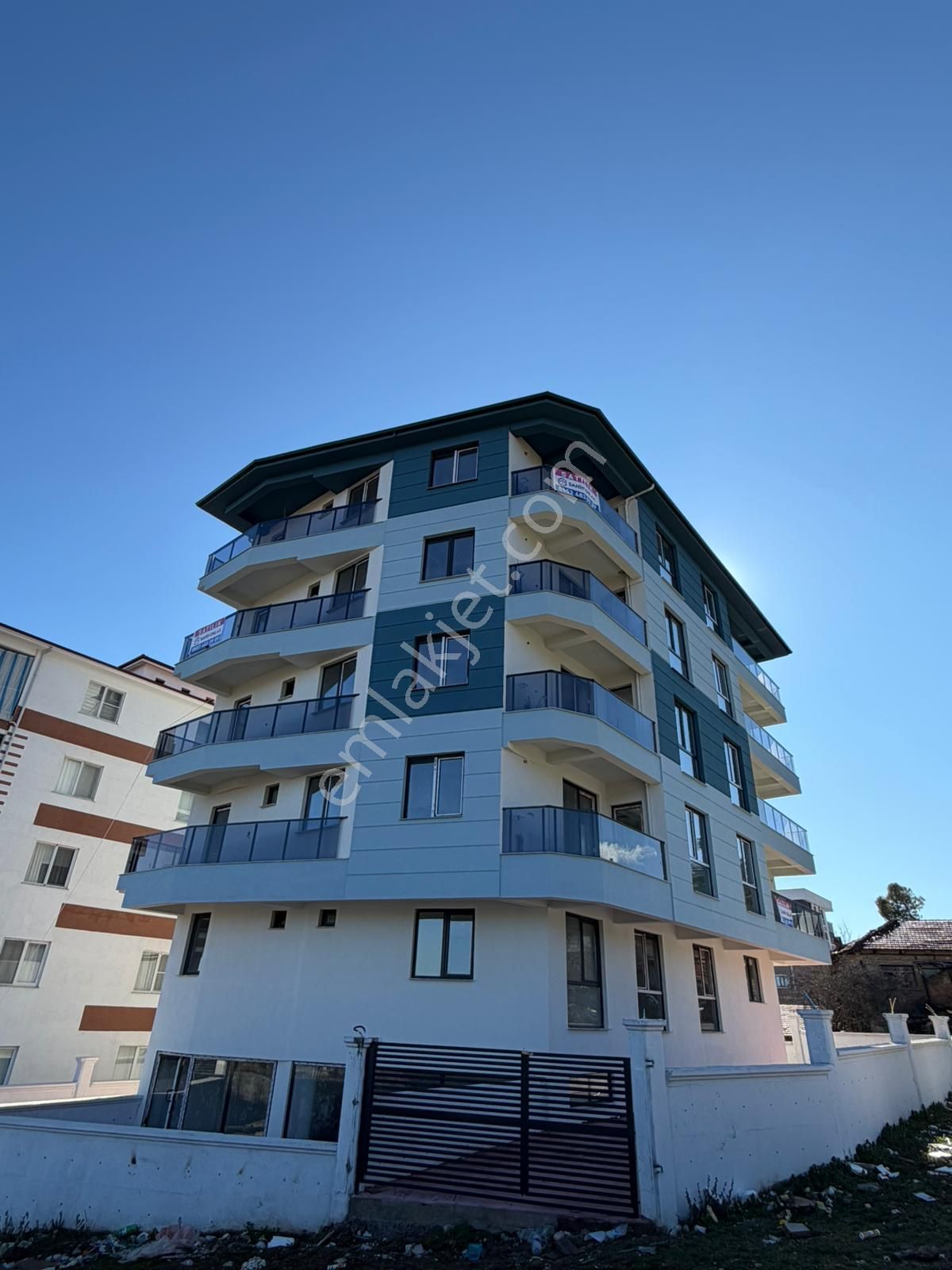 Şahin Emlaktan Denizli Acıpayam Çamlık Mah.satılık 2+1 Daire