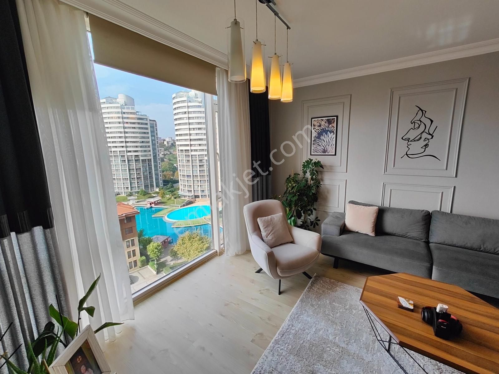 Halkalı Bosphorus City Sitesinde Peyzaj/göl Manzaralı 3+1 Lüks - Görsel 19