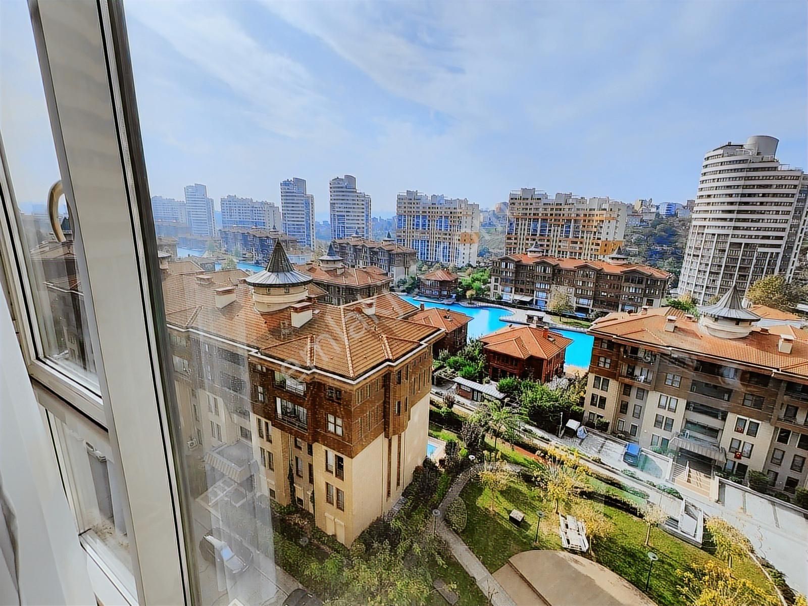Halkalı Bosphorus City Sitesinde Peyzaj/göl Manzaralı 3+1 Lüks - Görsel 10
