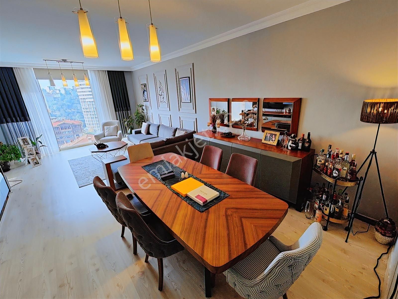Halkalı Bosphorus City Sitesinde Peyzaj/göl Manzaralı 3+1 Lüks - Görsel 18