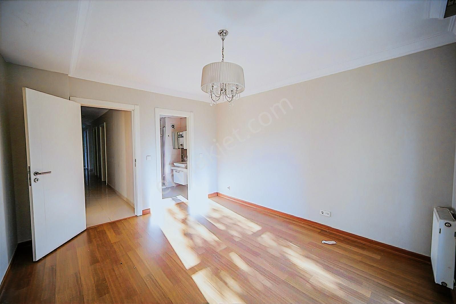 Avrupa Konutları Atakent-2 De 138m2 2+1 Kiralık Daire - Görsel 2