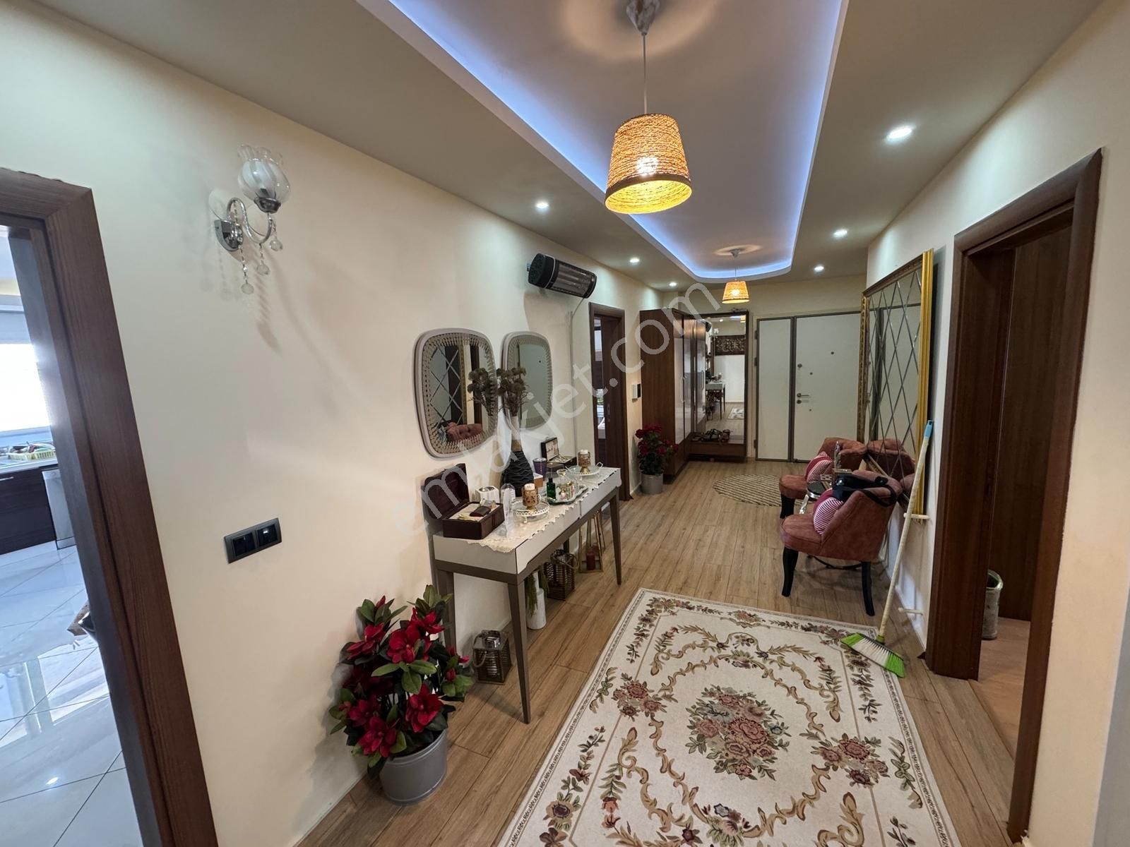 Kadınlar Denizinde Deniz Manzaralı | Özel Havuzlu | Lüks Villa - Görsel 4